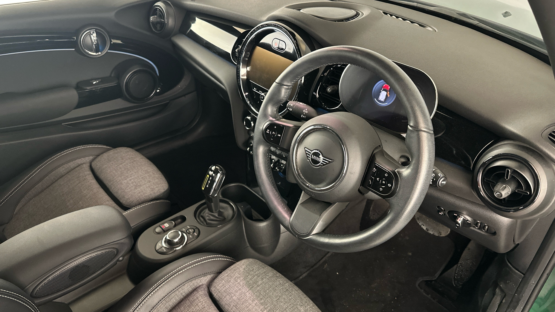 4027738 135kW Cooper S Level 2 33kWh 3dr Auto