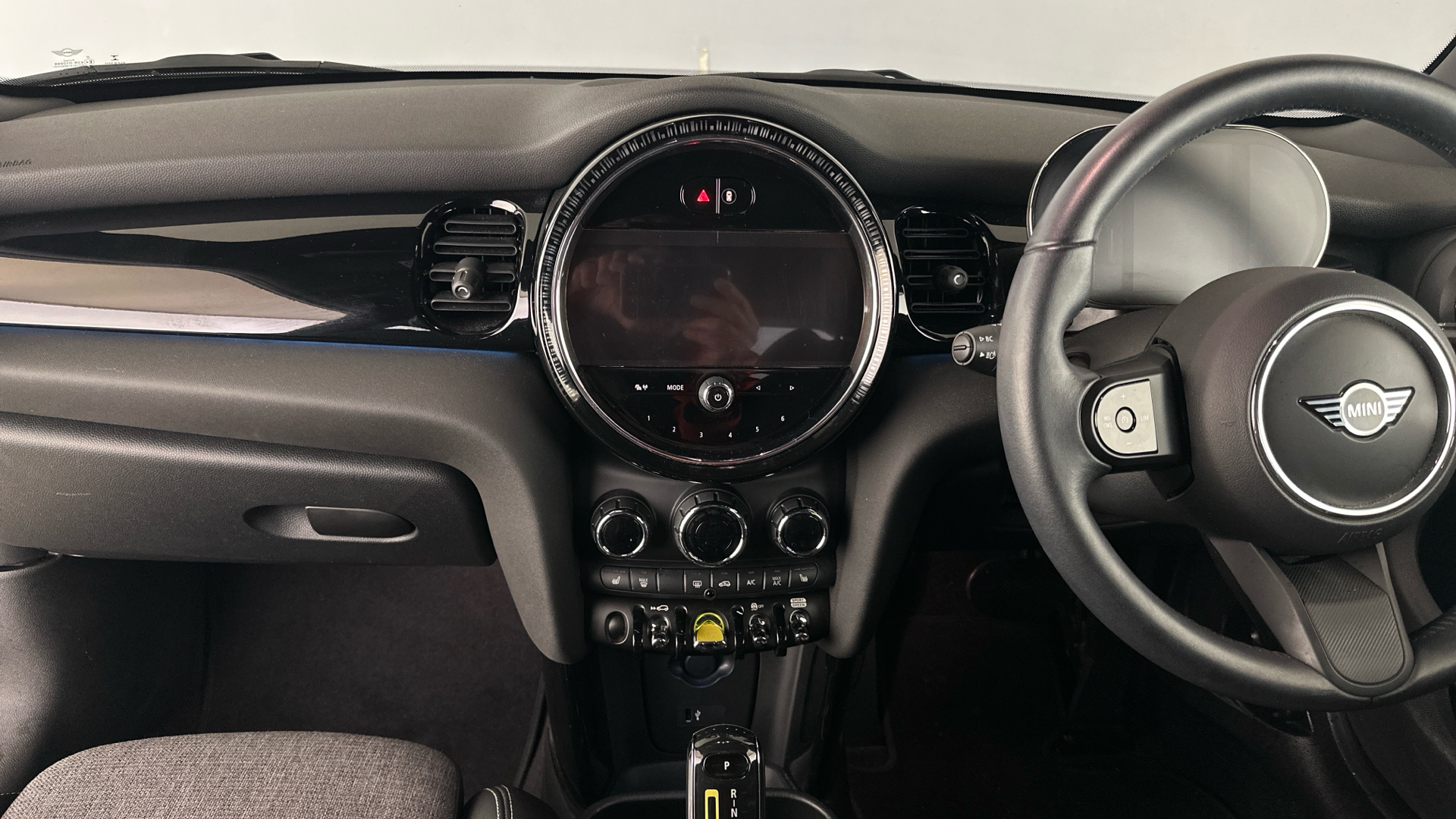 4027738 135kW Cooper S Level 2 33kWh 3dr Auto