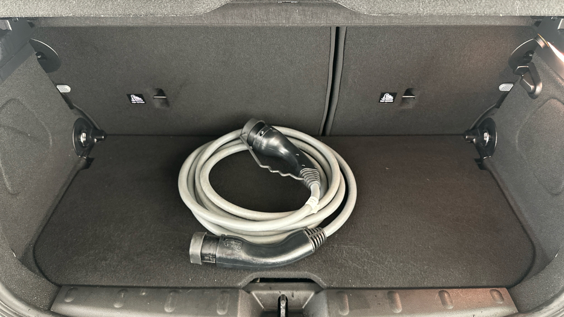 4027738 135kW Cooper S Level 2 33kWh 3dr Auto