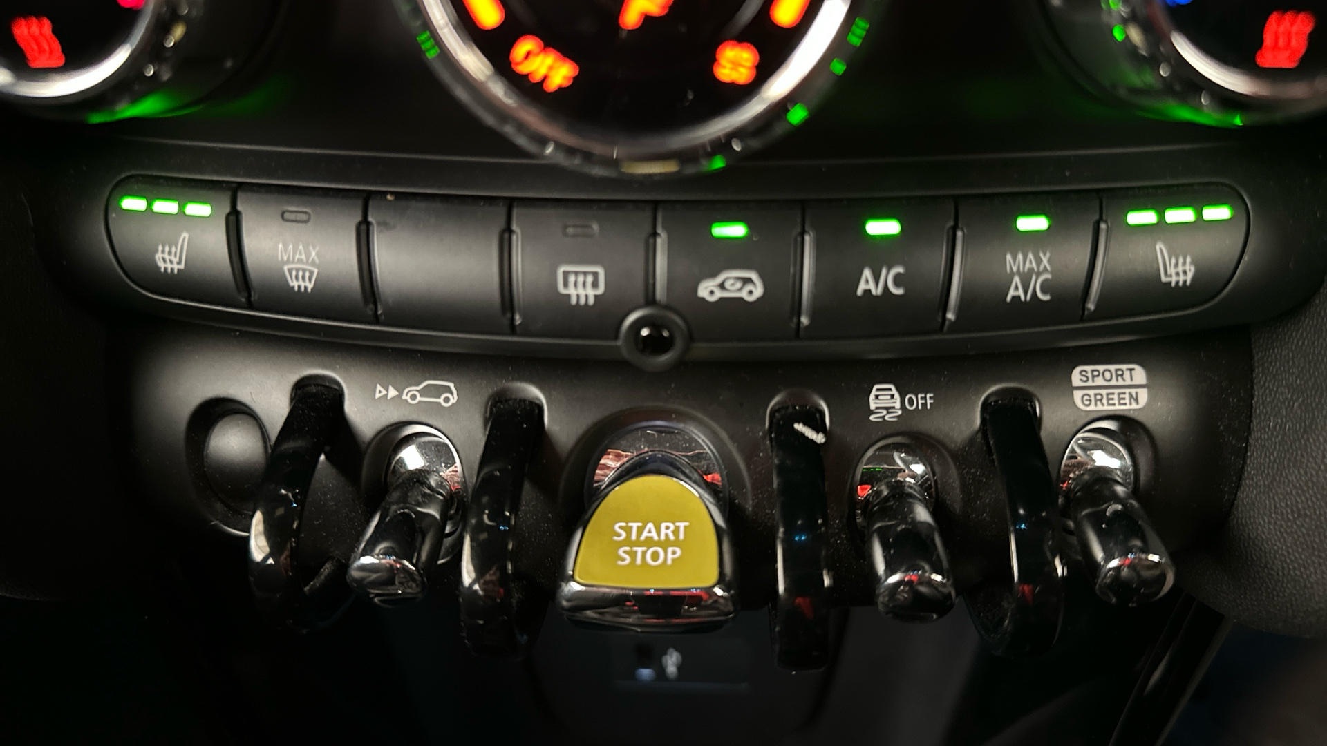 4027738 135kW Cooper S Level 2 33kWh 3dr Auto