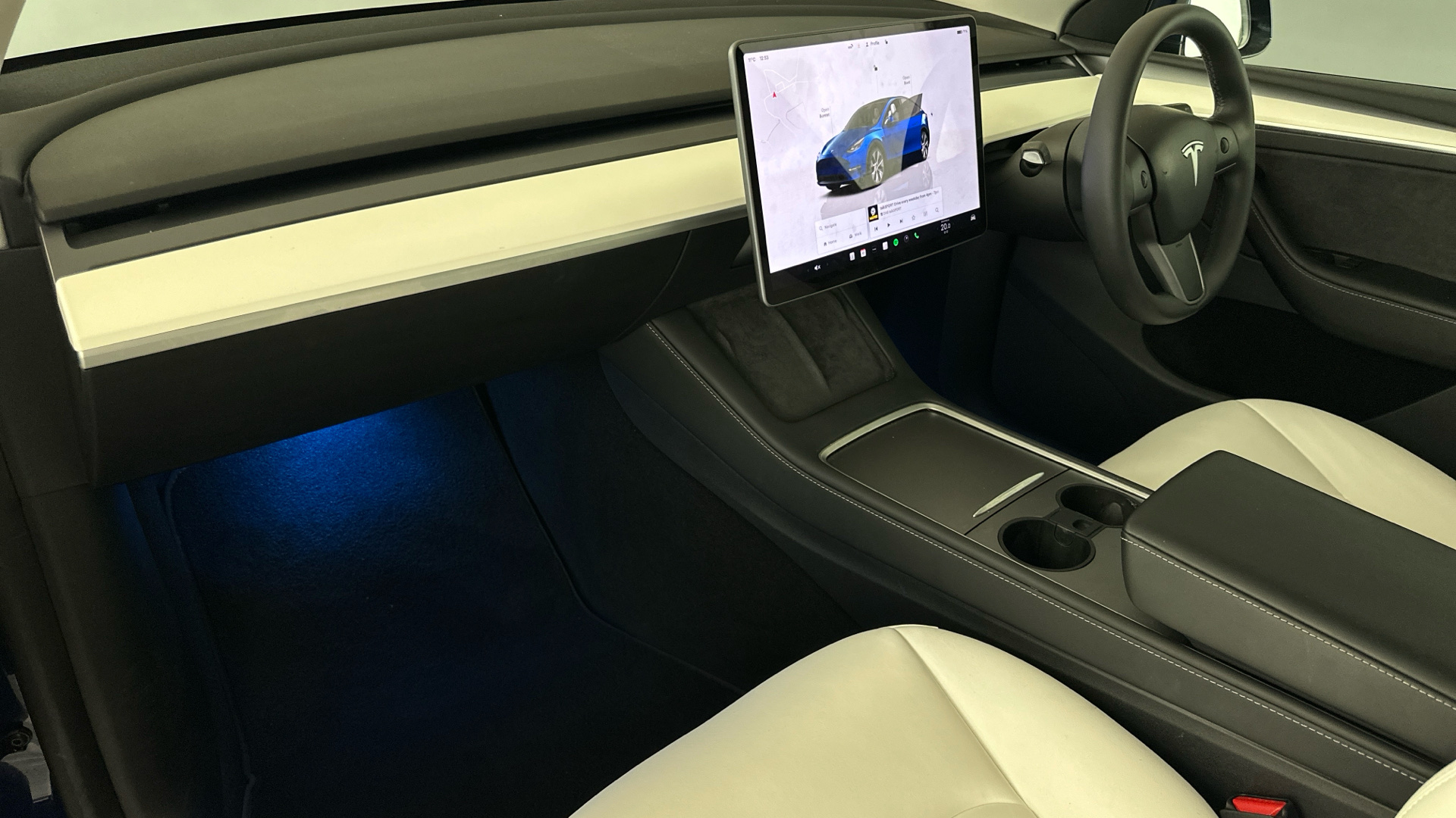 4020747 RWD 5dr Auto