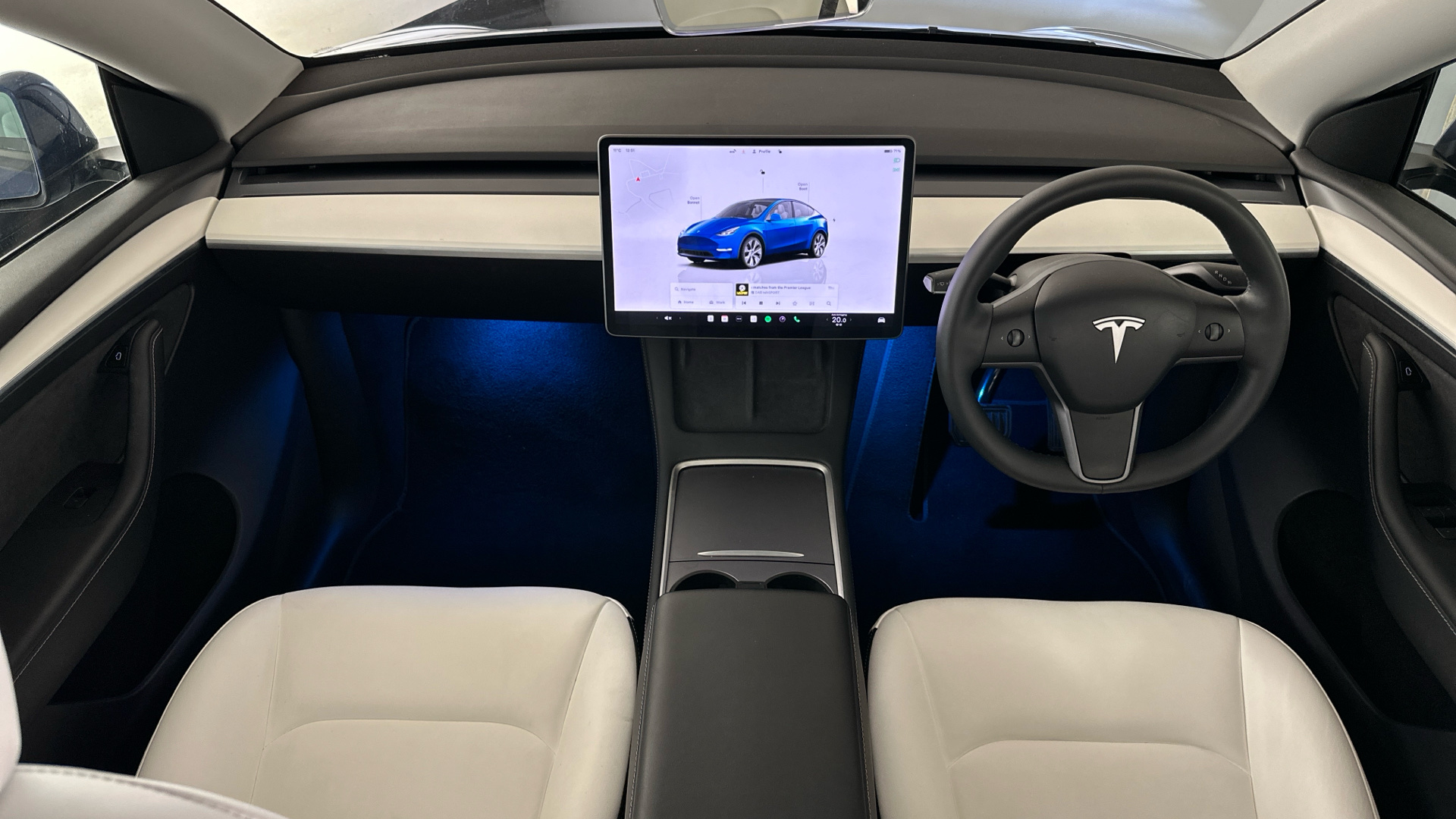 4020747 RWD 5dr Auto