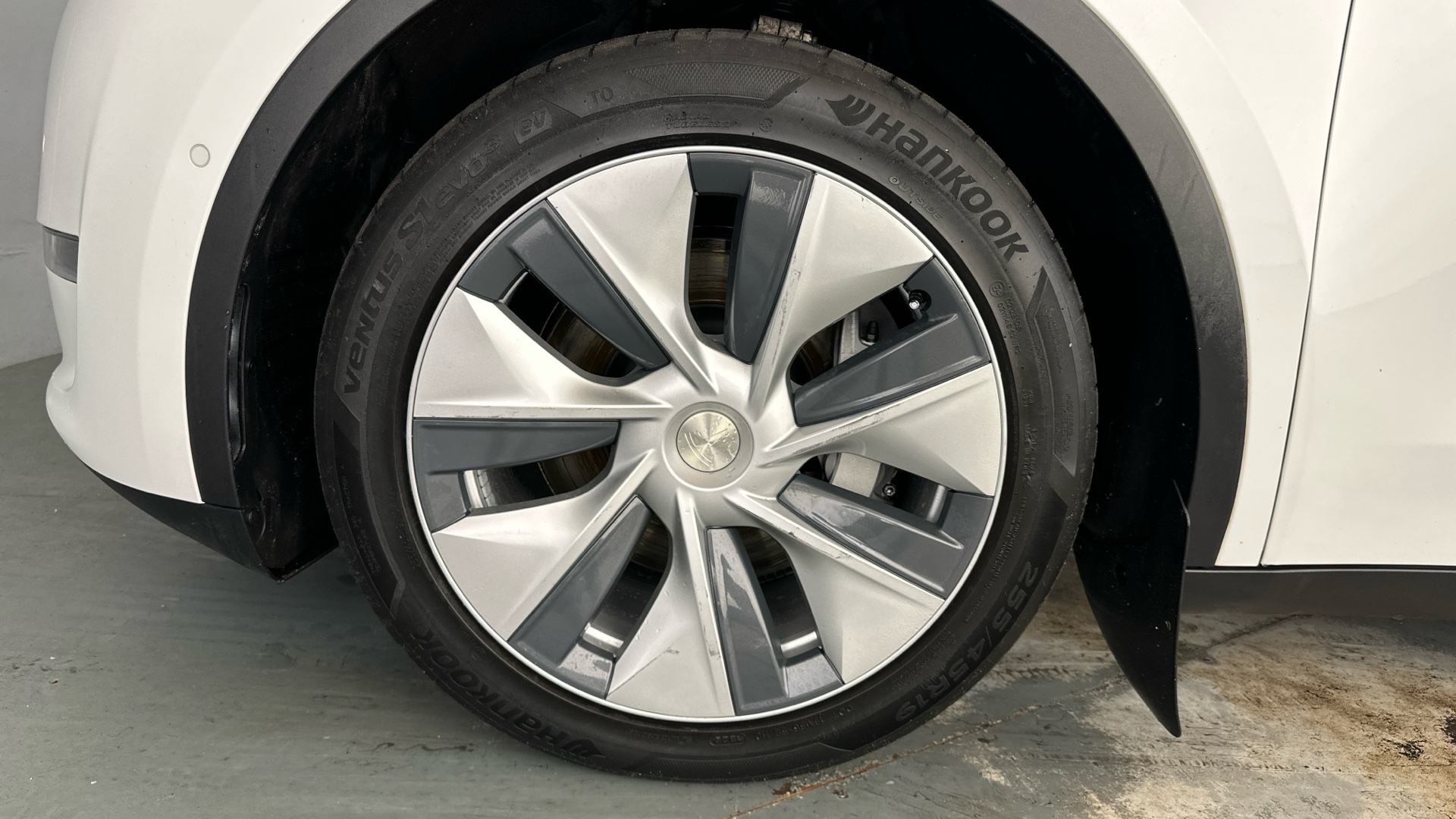 4020705 Long Range AWD 5dr Auto