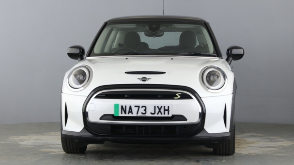 MINI HATCHBACK Image 8