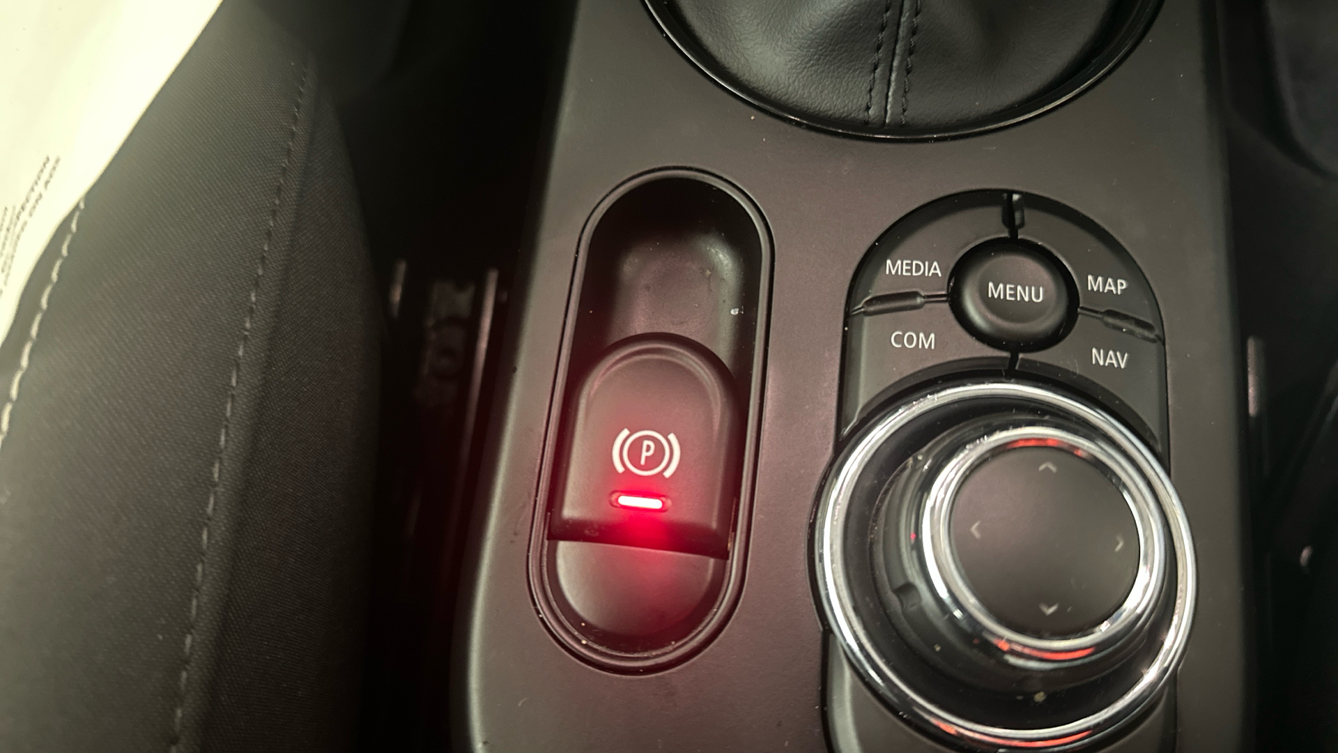 4060164 135kW Cooper S Level 1 33kWh 3dr Auto