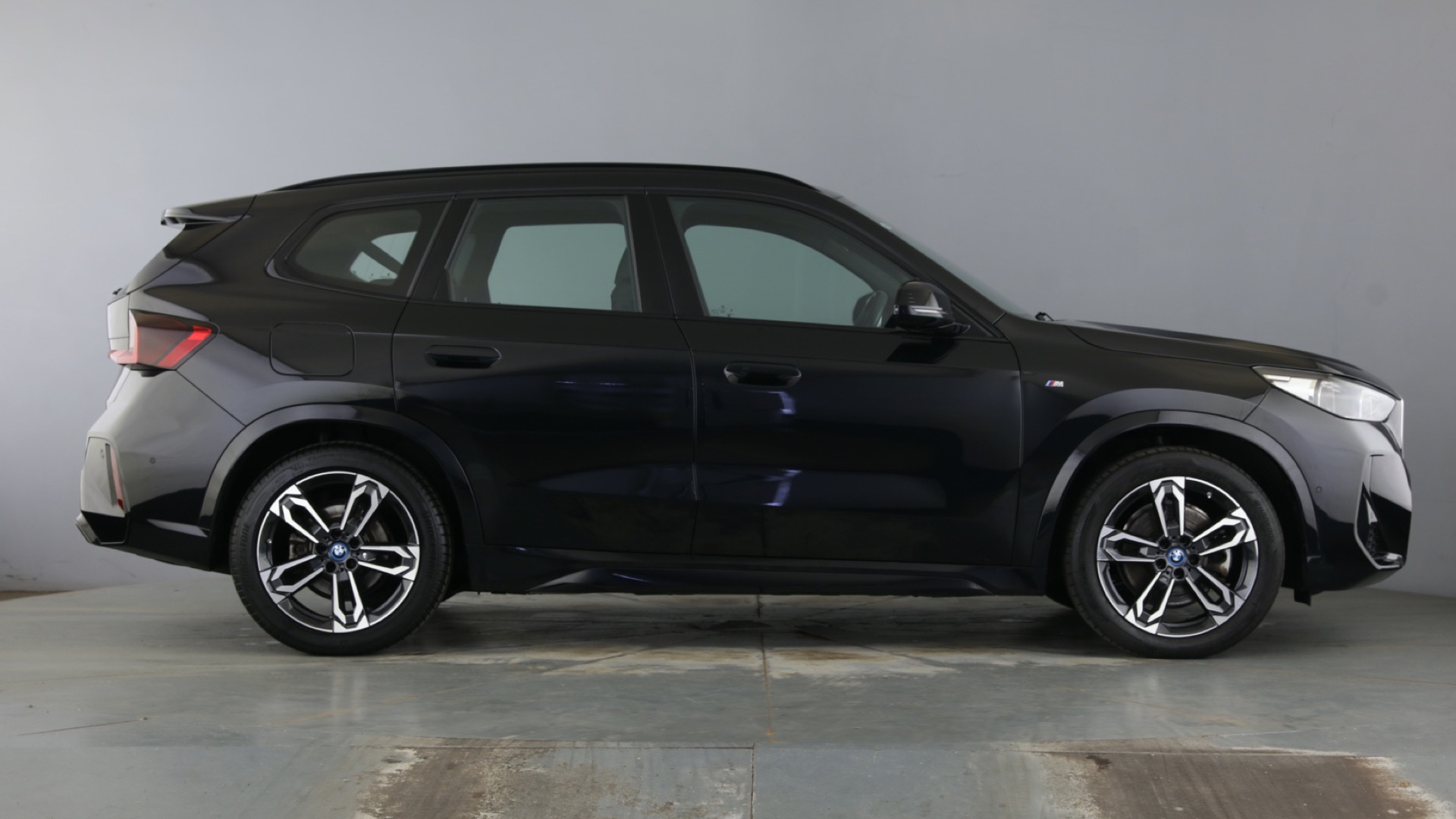 4020811 230kW xDrive30 M Sport 65kWh 5dr Auto [22kWCh]