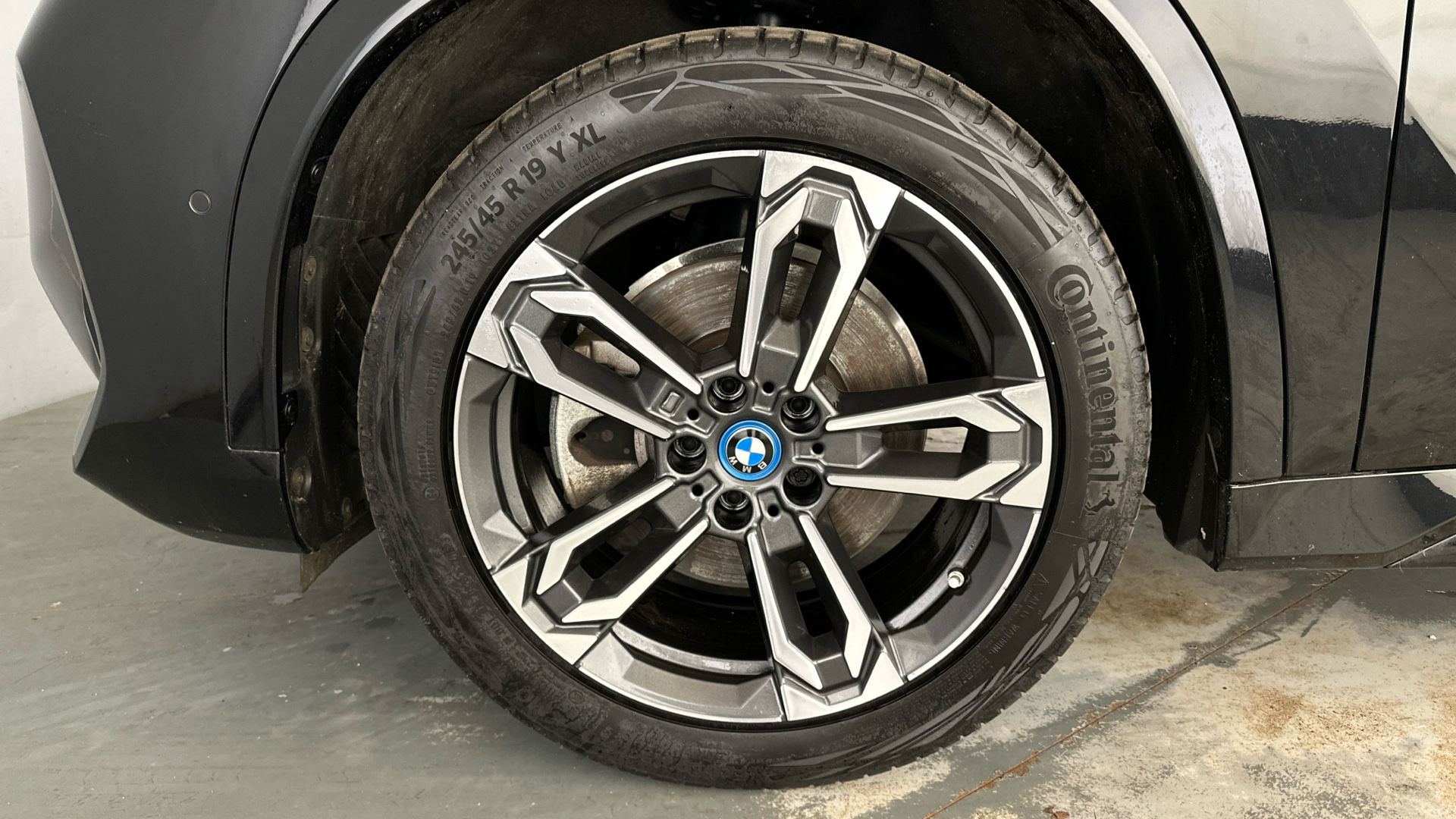 4020811 230kW xDrive30 M Sport 65kWh 5dr Auto [22kWCh]