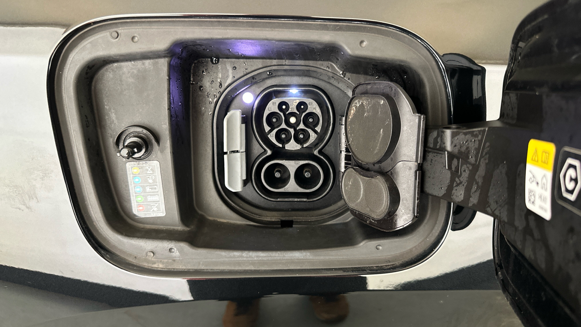 4020811 230kW xDrive30 M Sport 65kWh 5dr Auto [22kWCh]