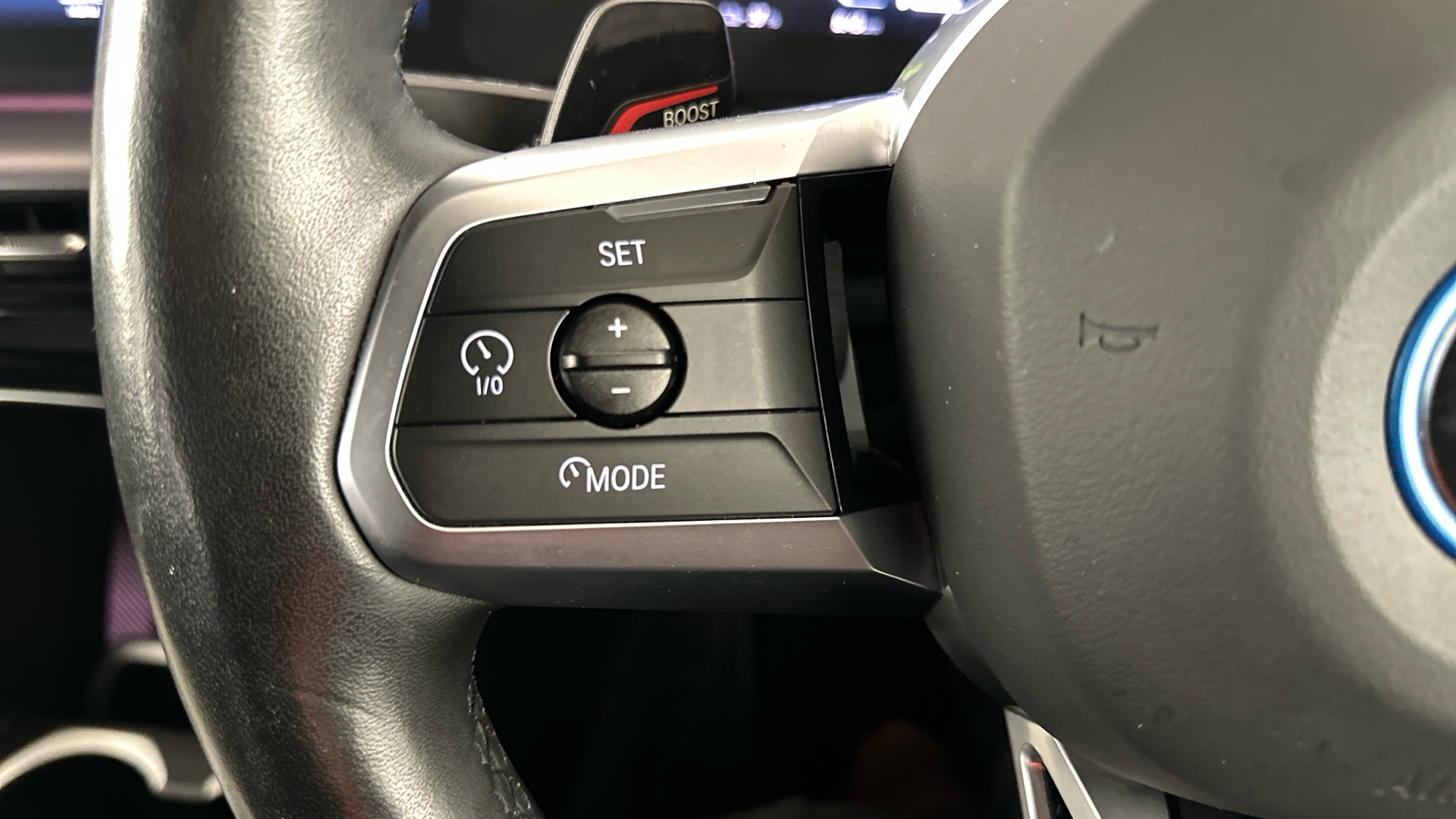 4020811 230kW xDrive30 M Sport 65kWh 5dr Auto [22kWCh]