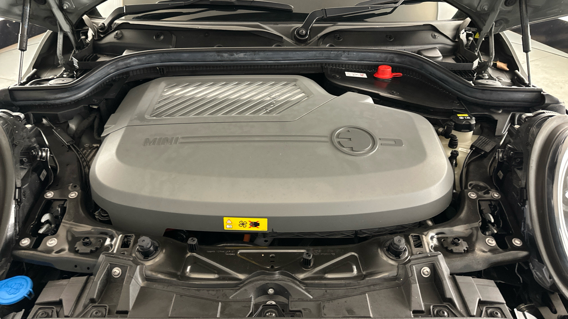 4020898 135kW Cooper S Level 2 33kWh 3dr Auto