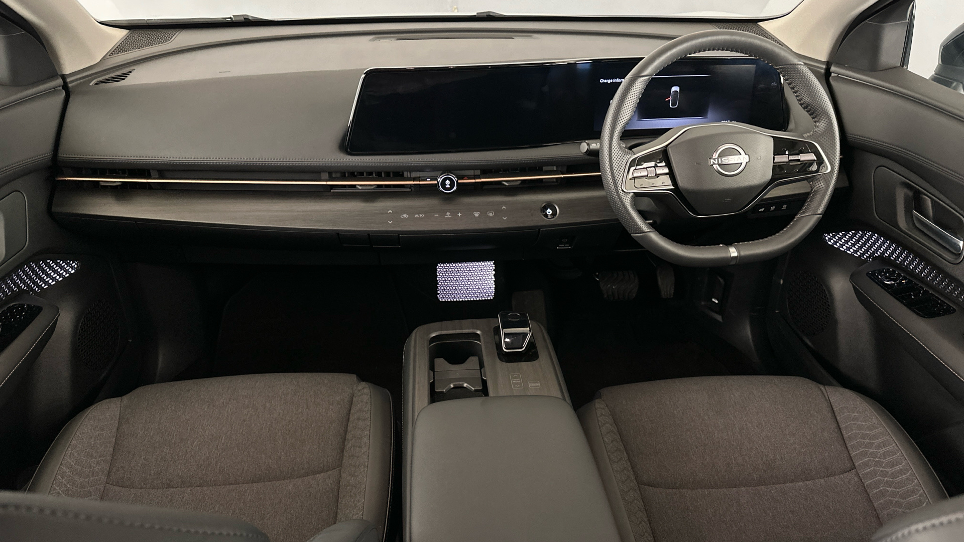 4020830 178kW Advance 87kWh 22kWCh 5dr Auto