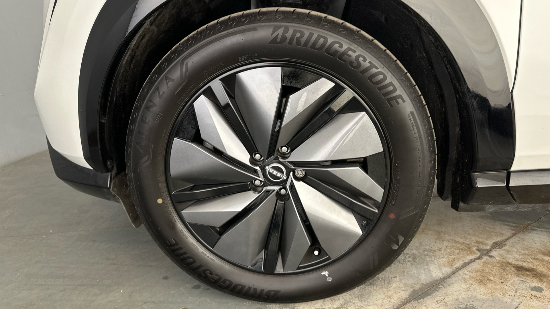 4020830 178kW Advance 87kWh 22kWCh 5dr Auto