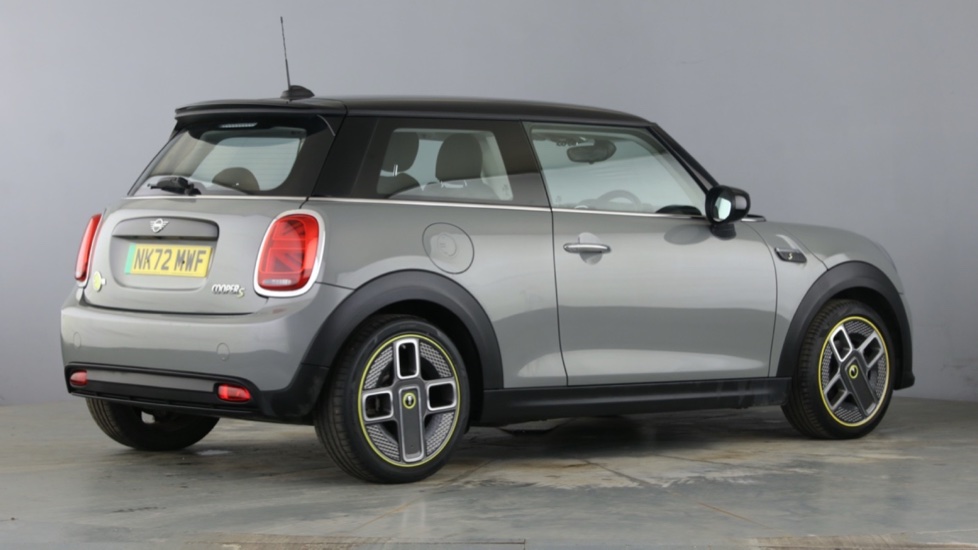 MINI HATCHBACK Image 5