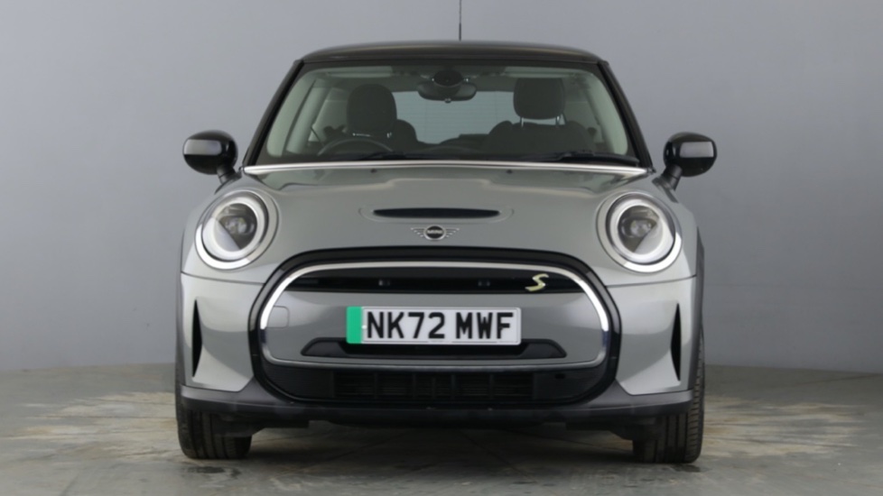 MINI HATCHBACK Image 8