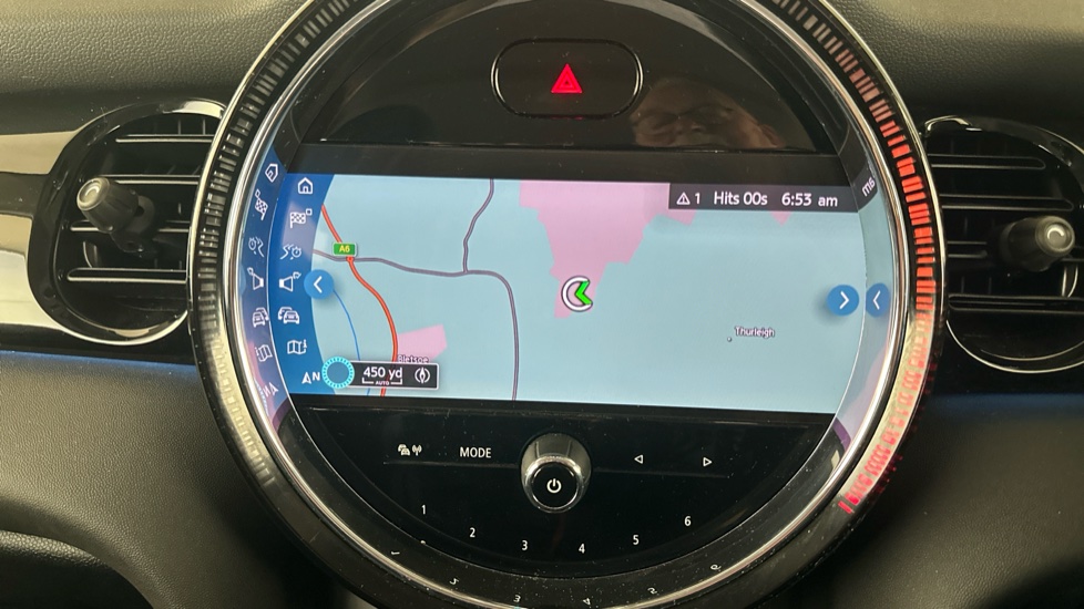 MINI HATCHBACK Image 26