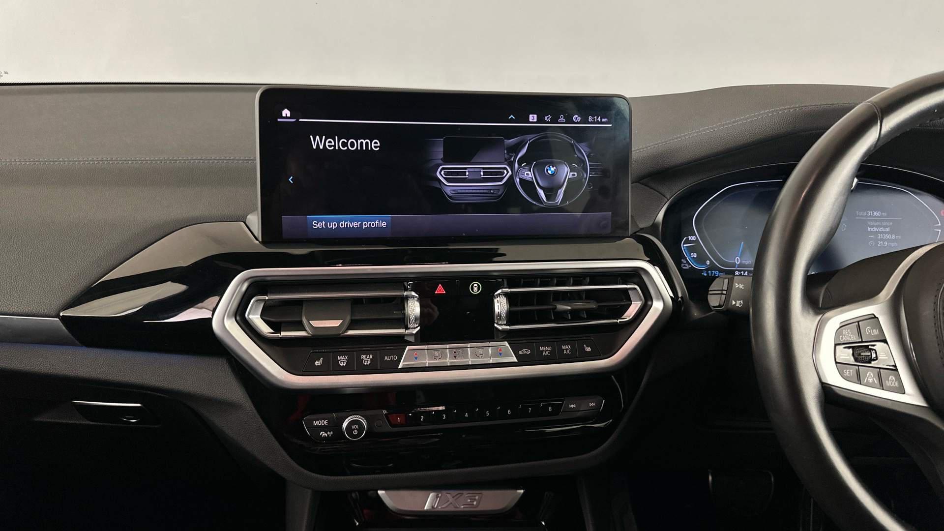 4020724 210kW M Sport 80kWh 5dr Auto