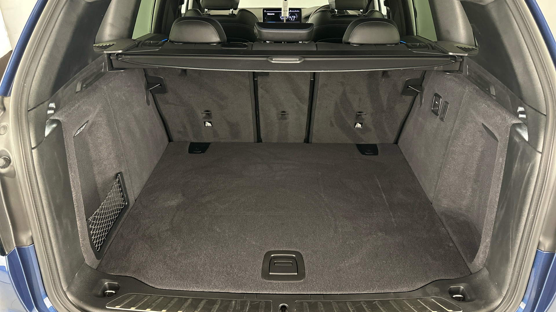 4020724 210kW M Sport 80kWh 5dr Auto