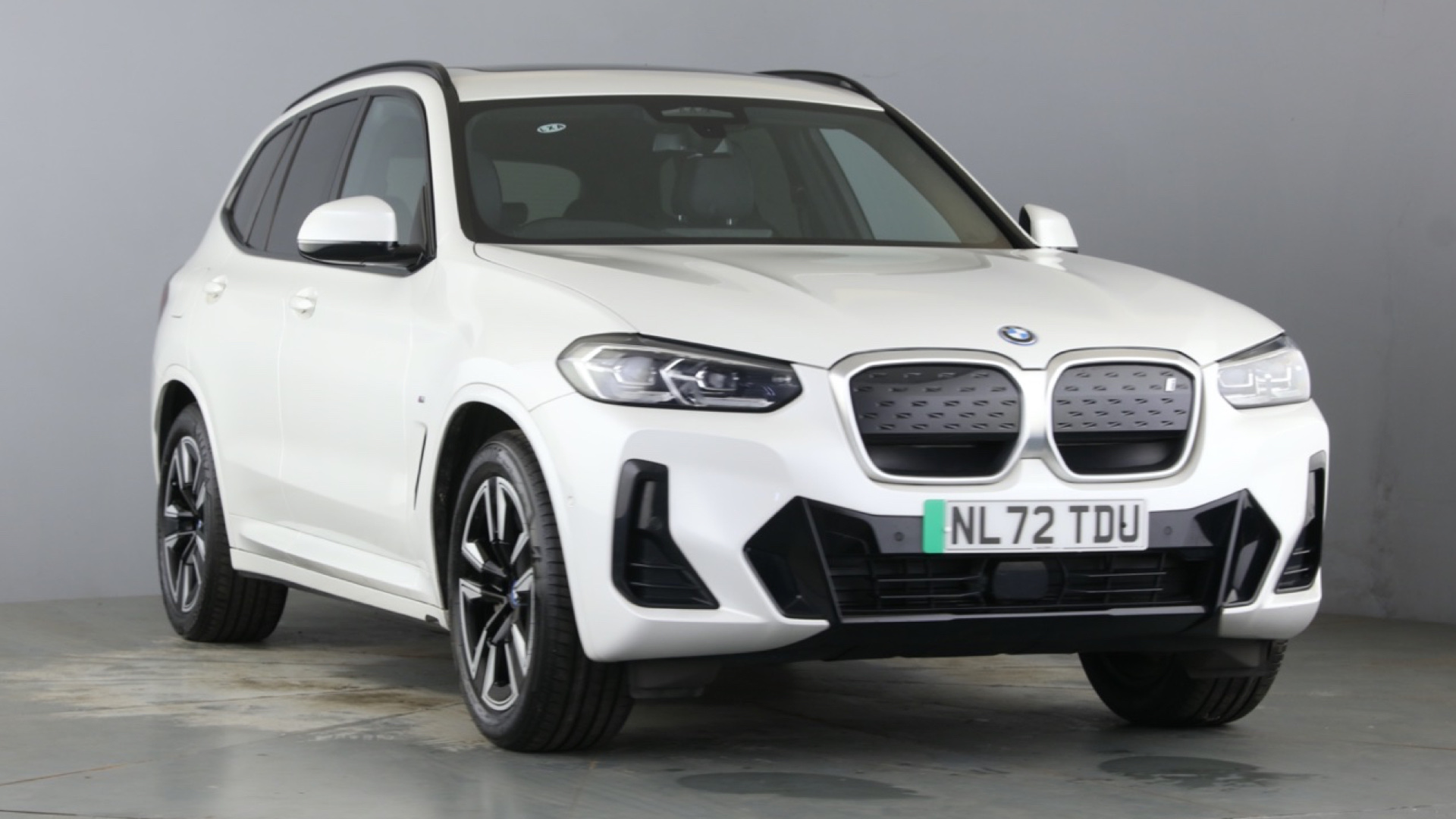 4020714 210kW M Sport 80kWh 5dr Auto