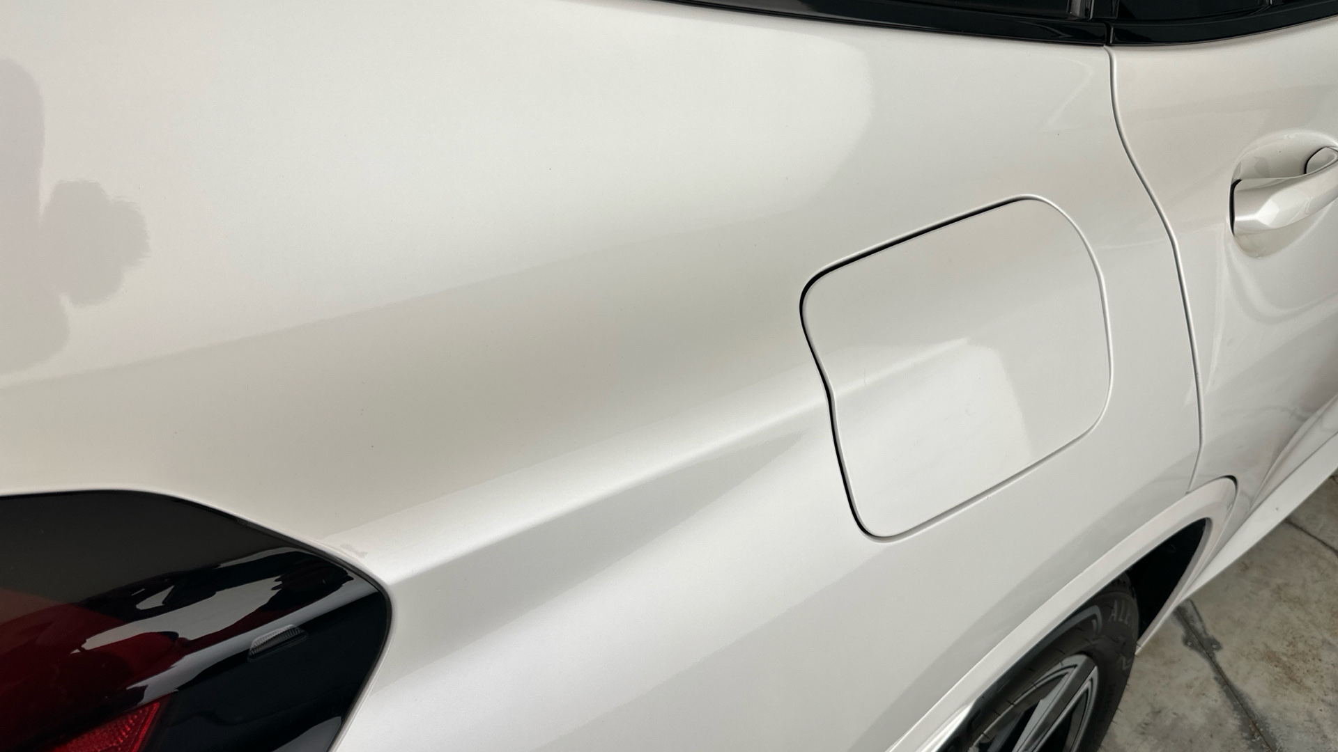 4020714 210kW M Sport 80kWh 5dr Auto