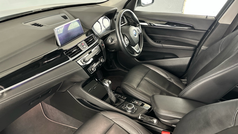 BMW X1 Image 10