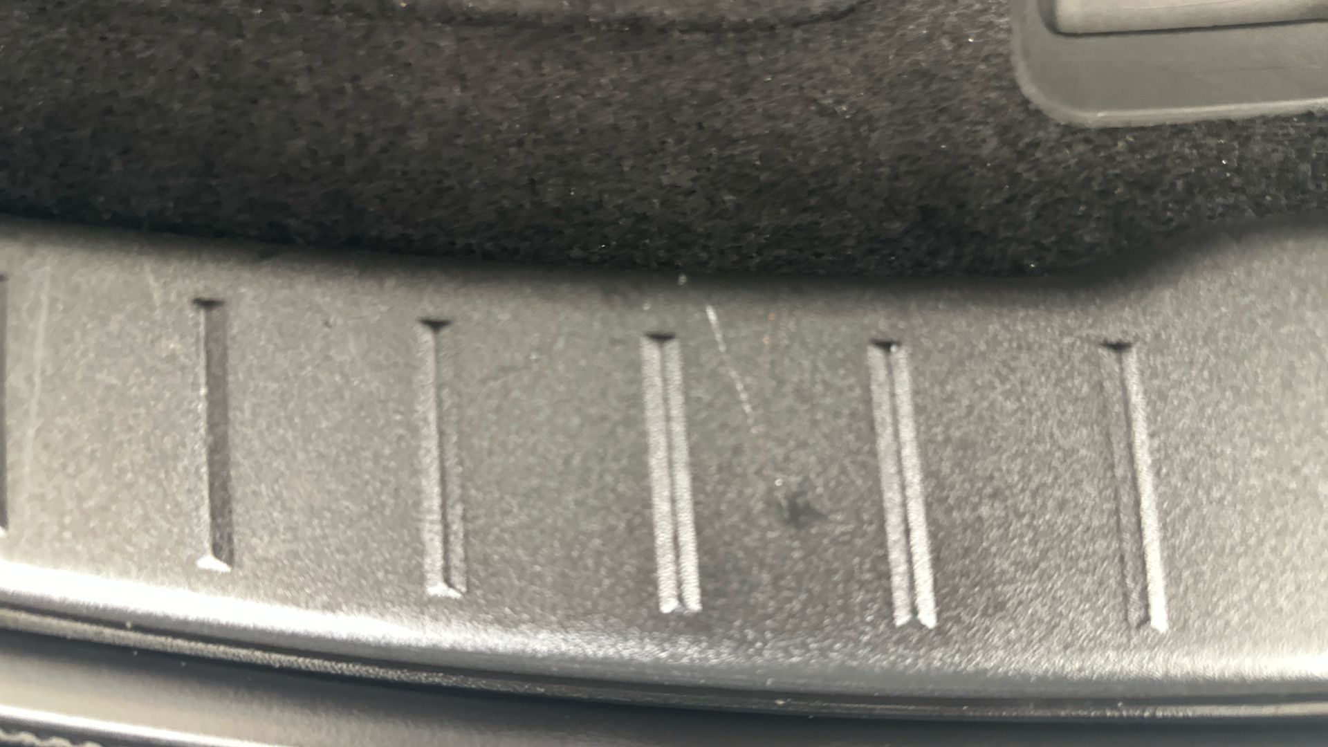 4020802 300kW 78kWh Long Range DM Pilot/Plus 5dr 4WD Auto