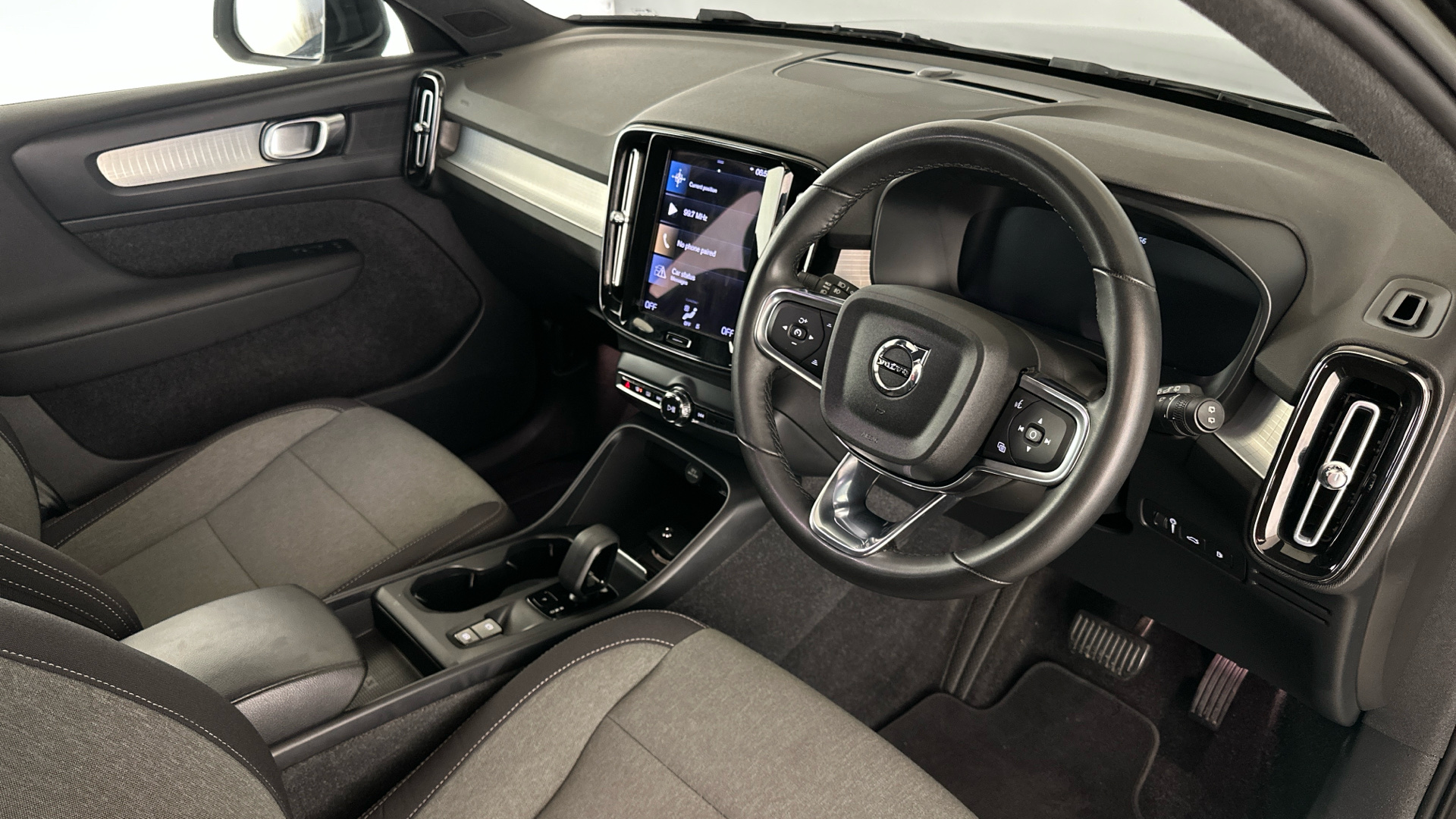 4020687 1.5 T4 Recharge PHEV Core Bright 5dr Auto