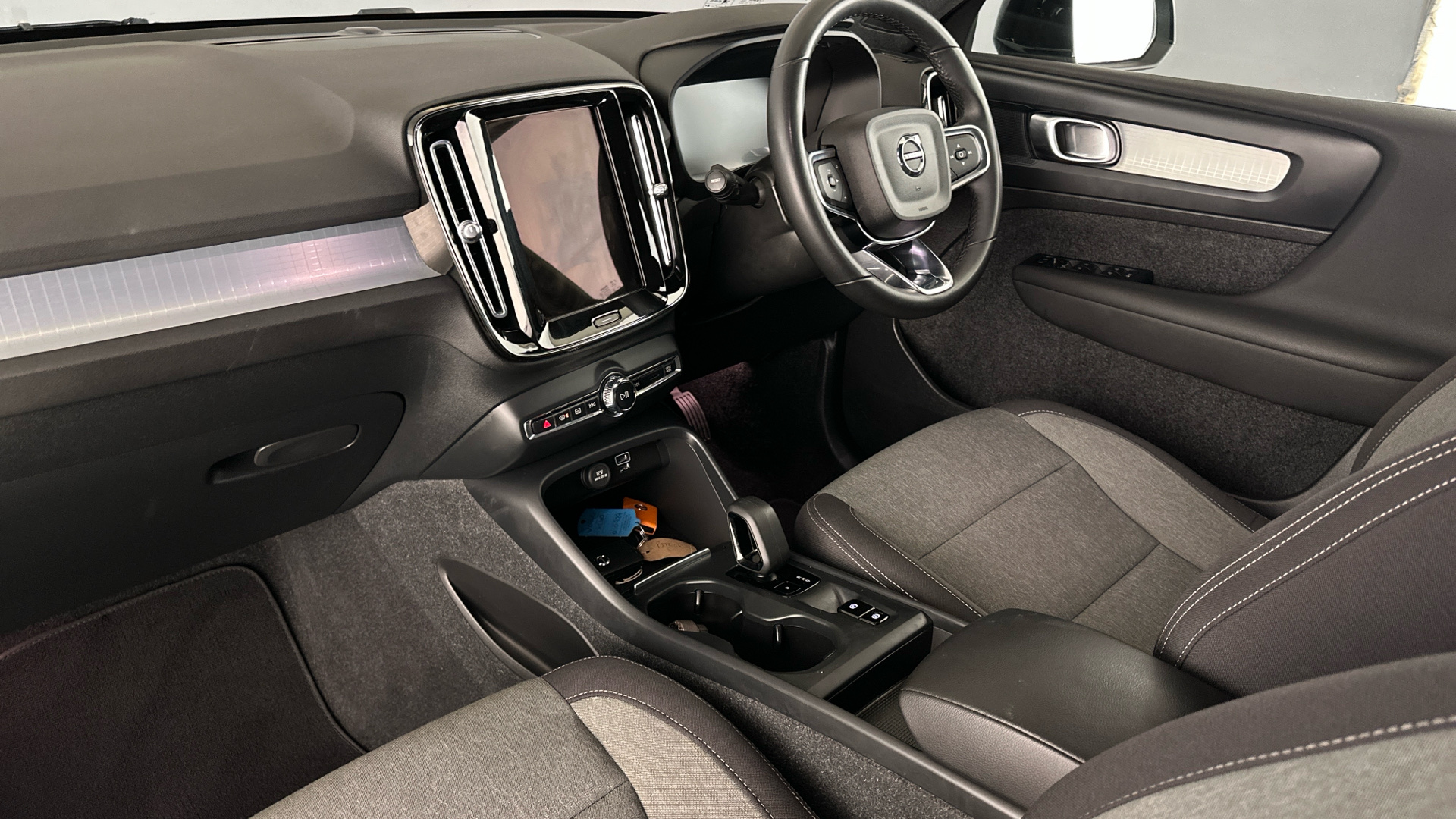 4020687 1.5 T4 Recharge PHEV Core Bright 5dr Auto