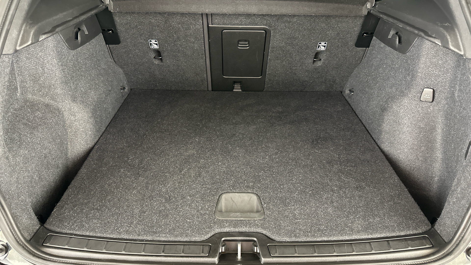 4020687 1.5 T4 Recharge PHEV Core Bright 5dr Auto