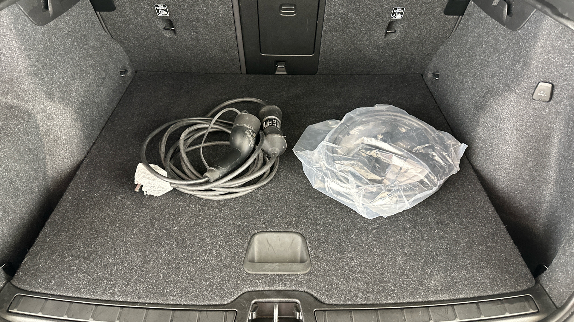 4020687 1.5 T4 Recharge PHEV Core Bright 5dr Auto