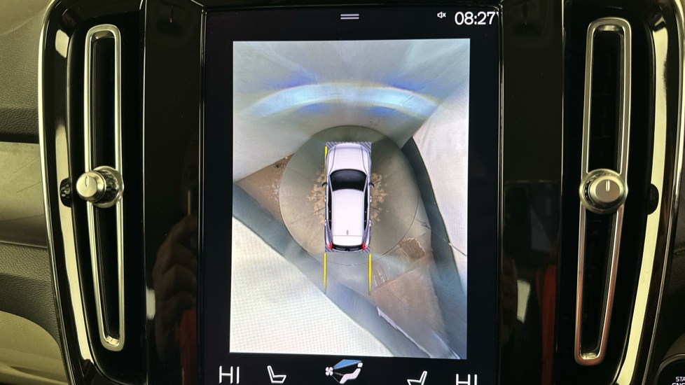 VOLVO XC40 Image 25
