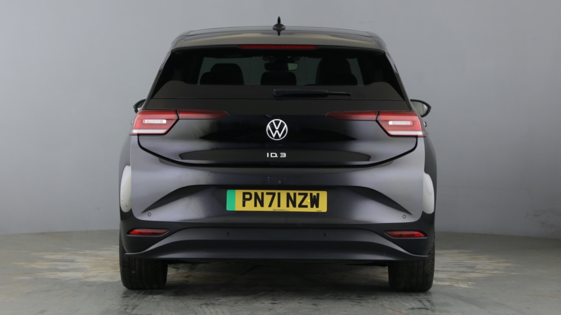 4027749 107KW Family Pro 58kWh 5dr Auto