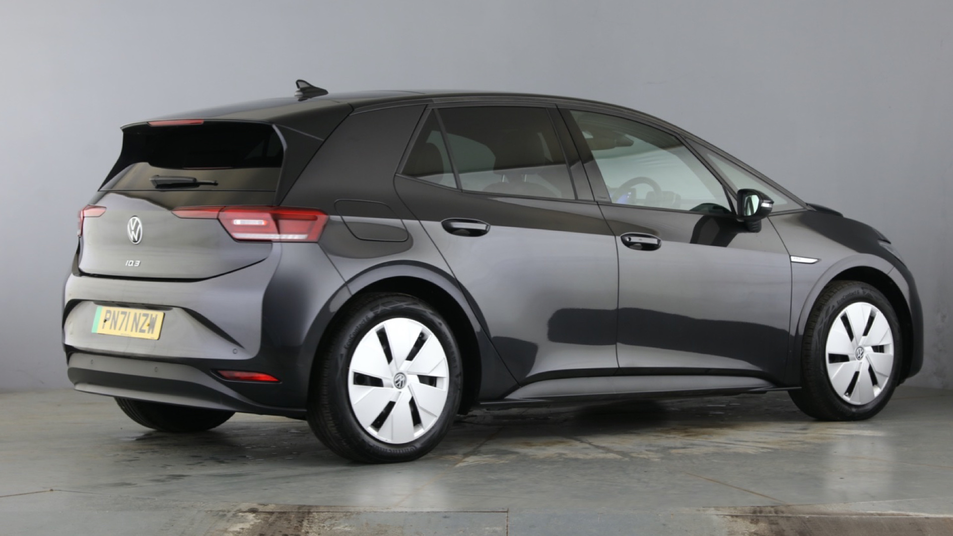 4027749 107KW Family Pro 58kWh 5dr Auto