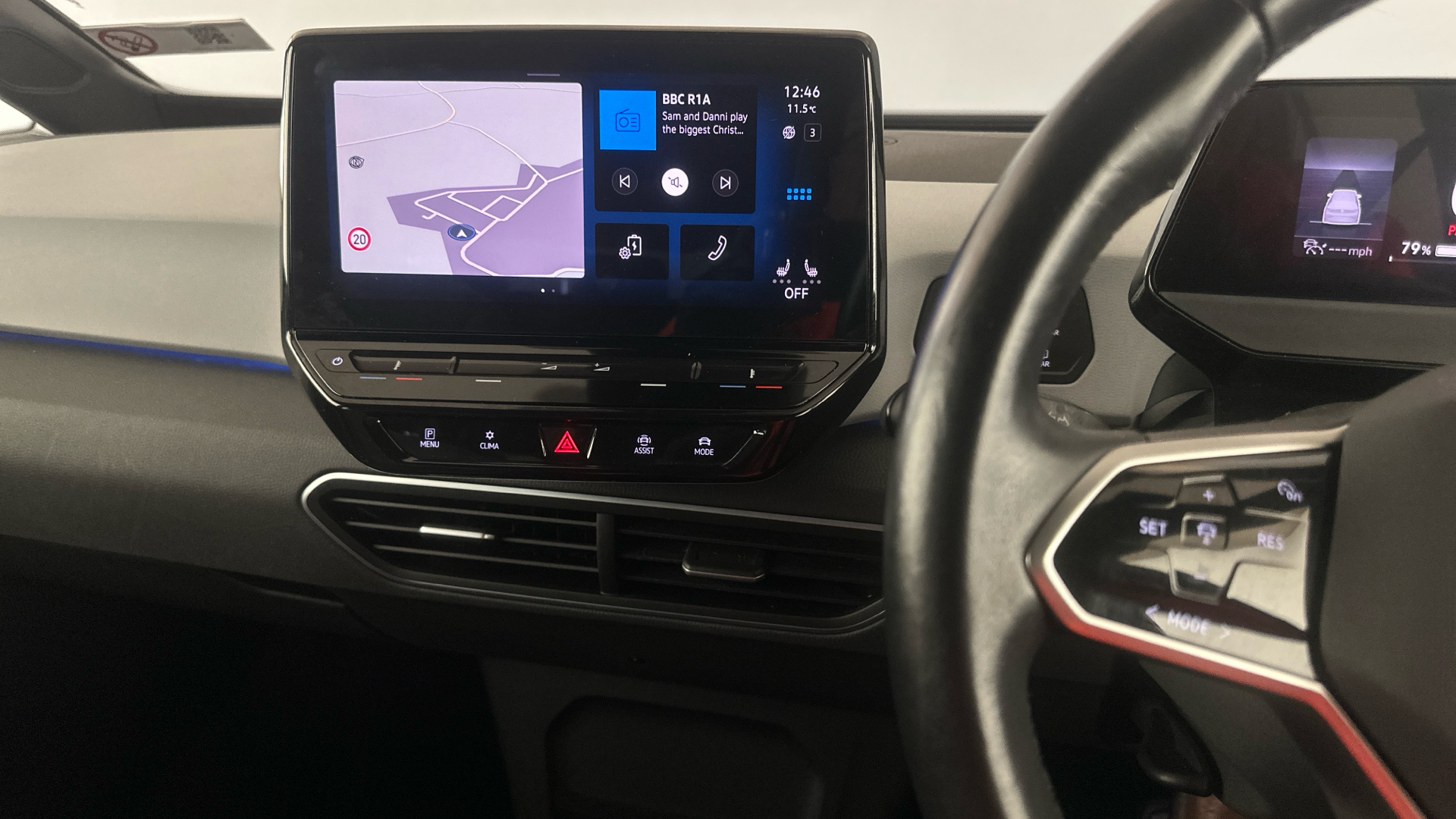 4027749 107KW Family Pro 58kWh 5dr Auto