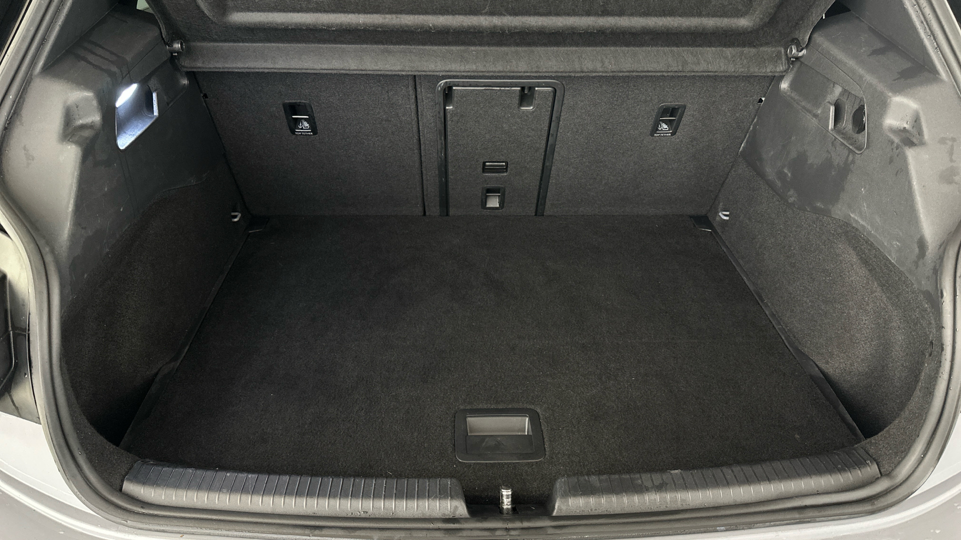 4049552 150kW Family Pro Performance 58kWh 5dr Auto