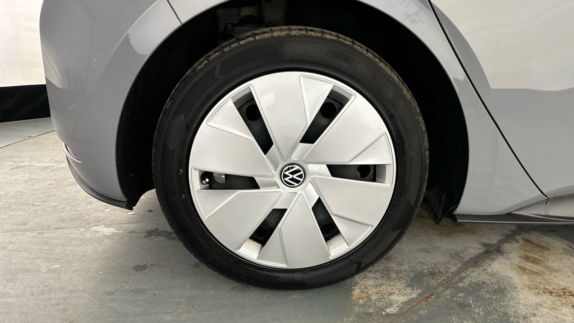 4049552 150kW Family Pro Performance 58kWh 5dr Auto