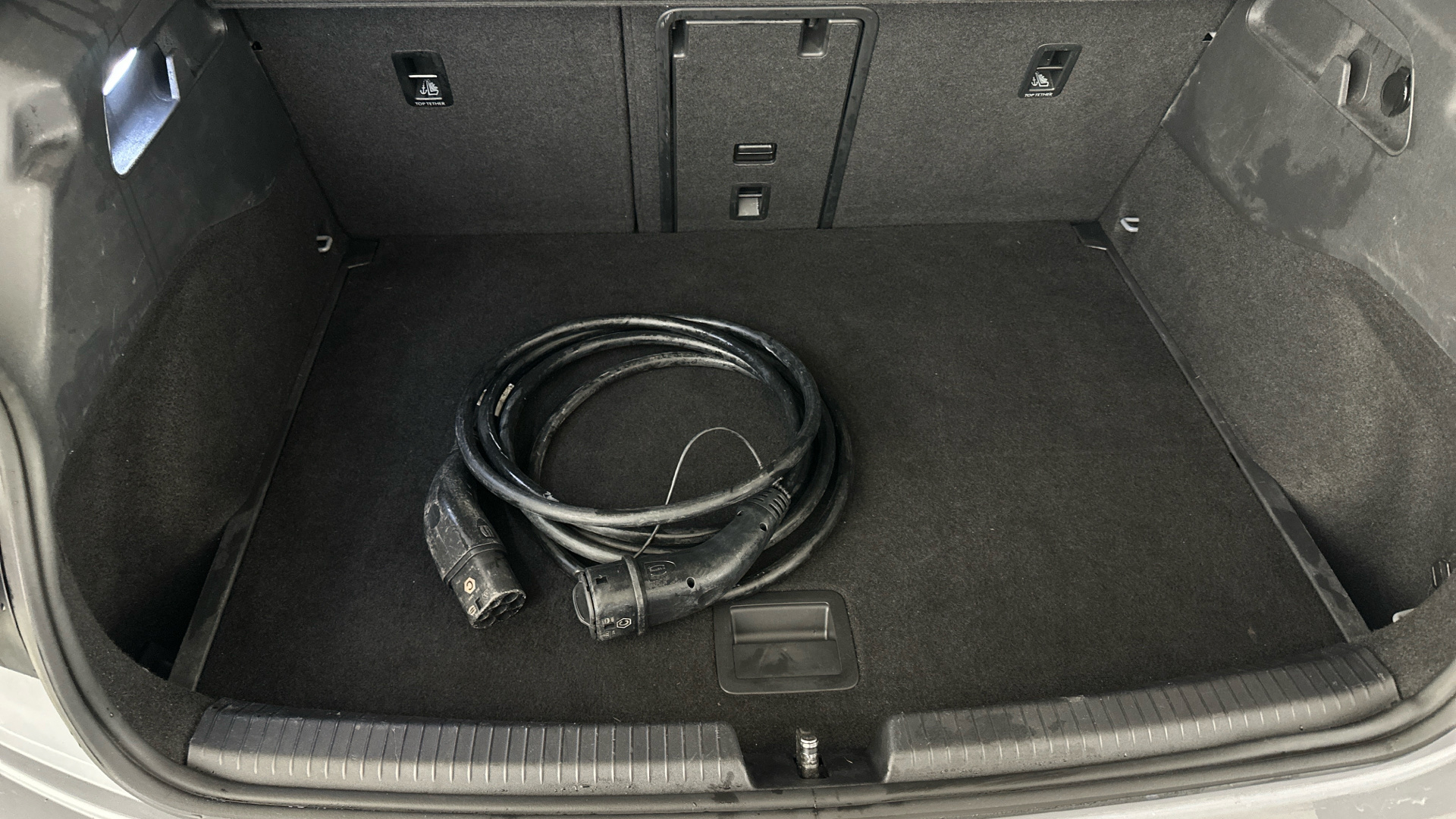 4049552 150kW Family Pro Performance 58kWh 5dr Auto