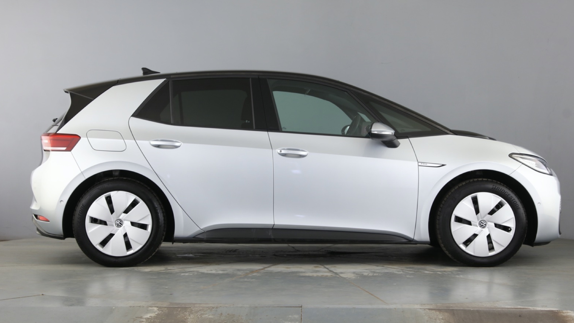 4020737 150kW Family Pro Performance 58kWh 5dr Auto