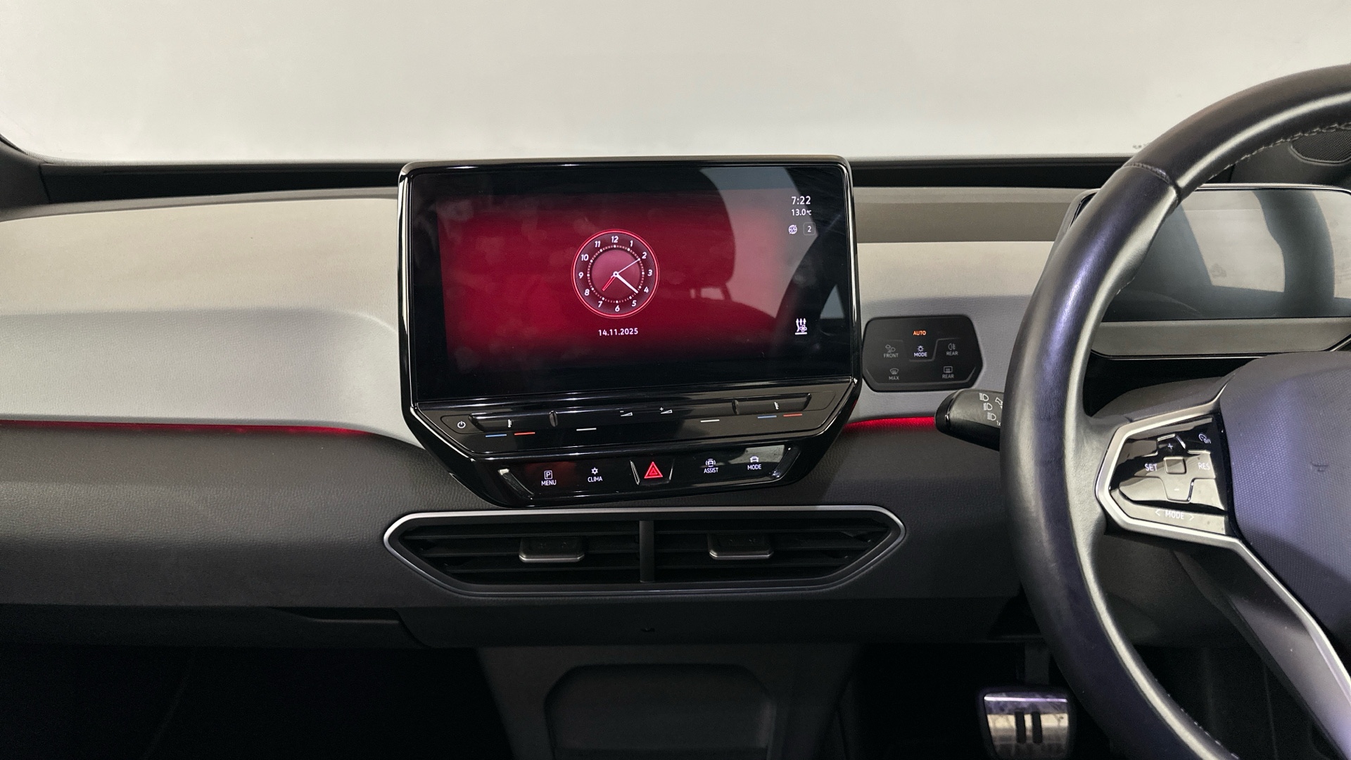 4020737 150kW Family Pro Performance 58kWh 5dr Auto