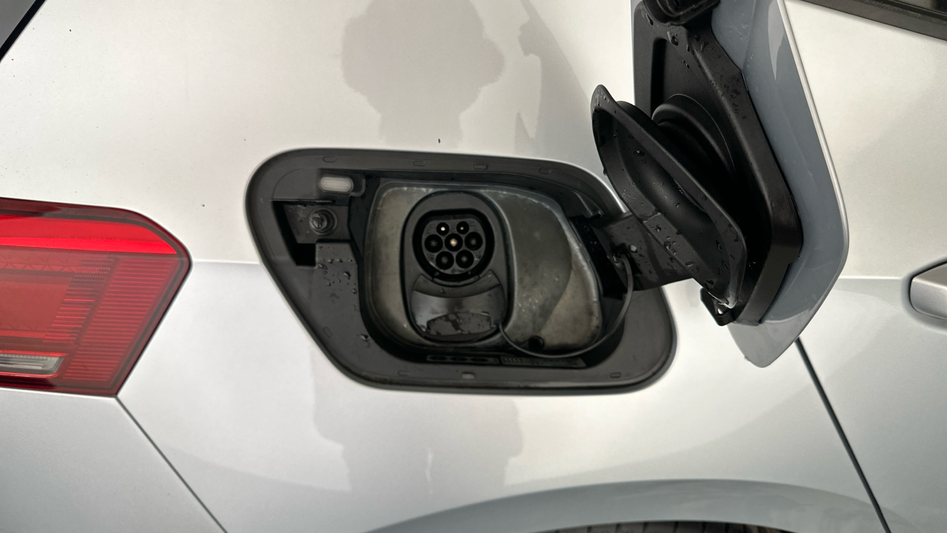 4020737 150kW Family Pro Performance 58kWh 5dr Auto