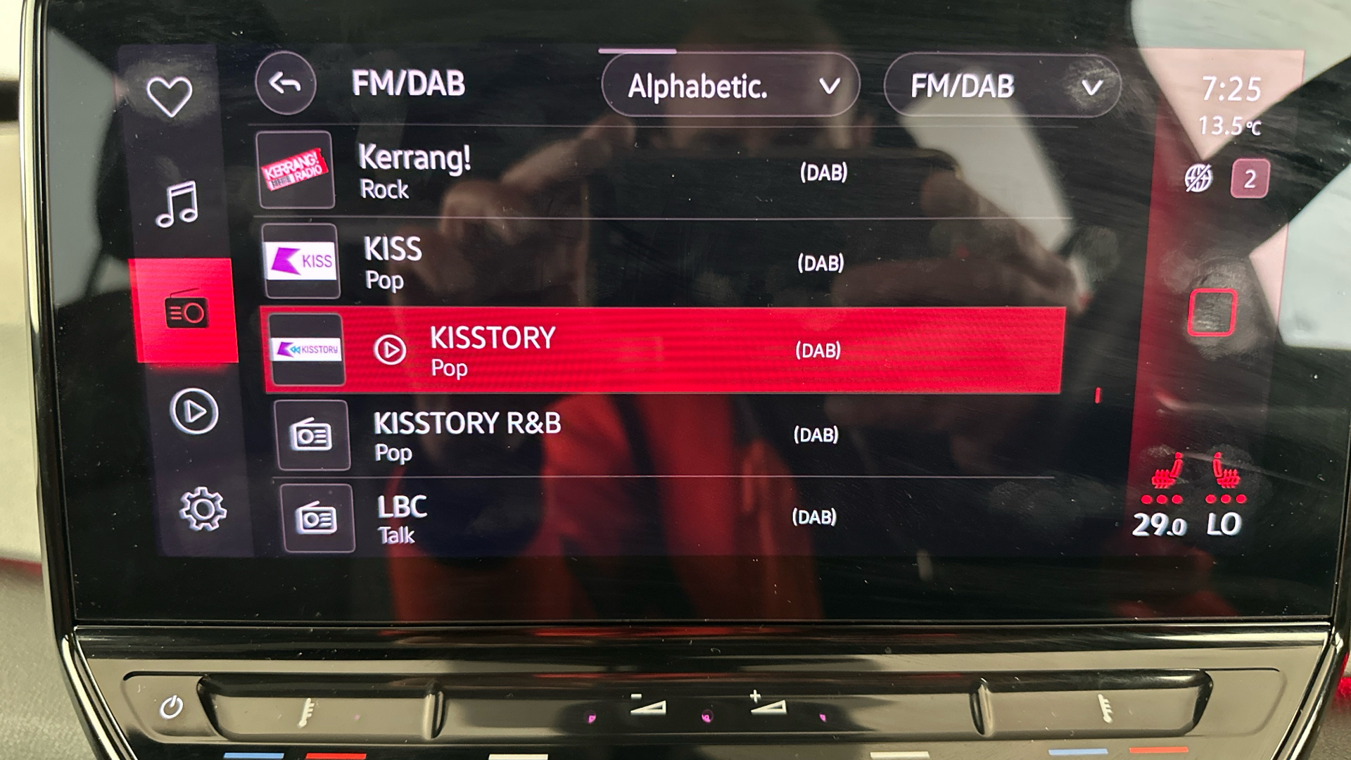 4020737 150kW Family Pro Performance 58kWh 5dr Auto