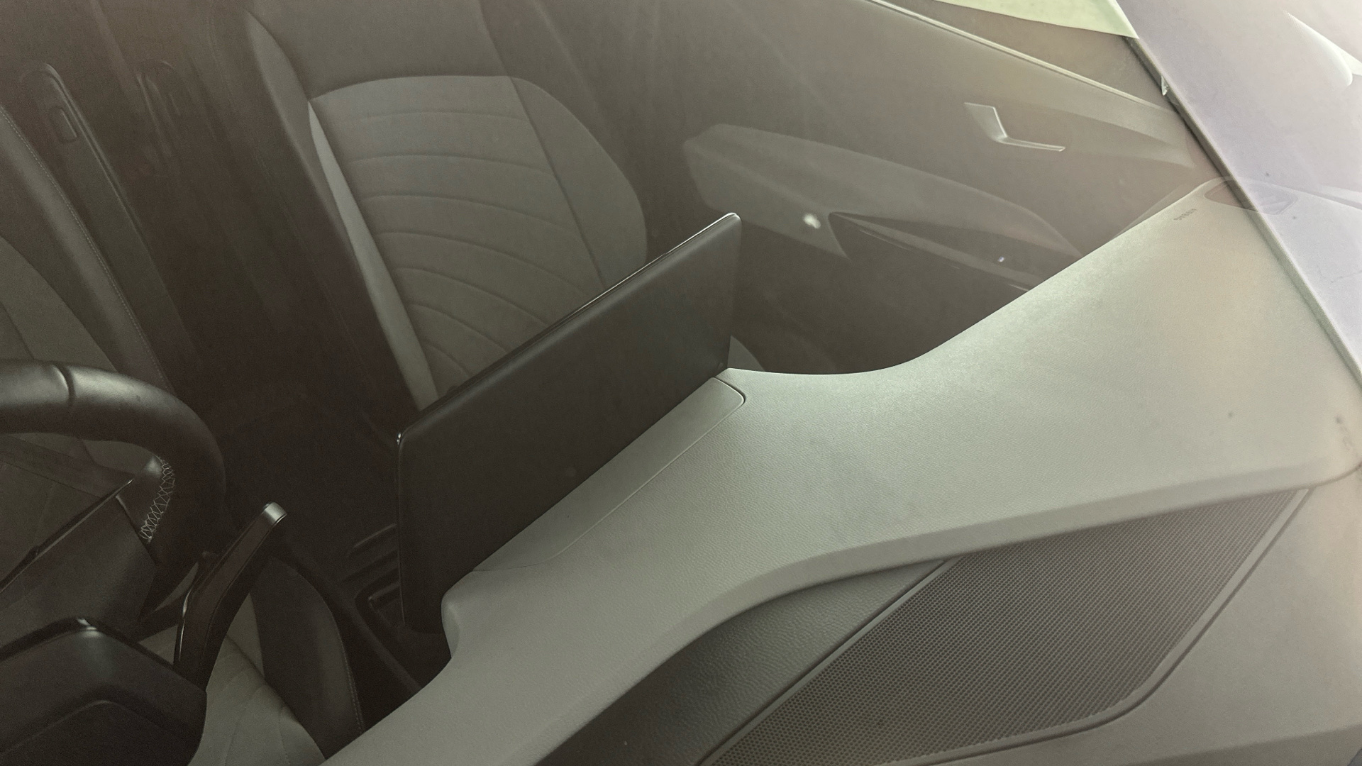 4020798 150kW Family Pro Performance 58kWh 5dr Auto