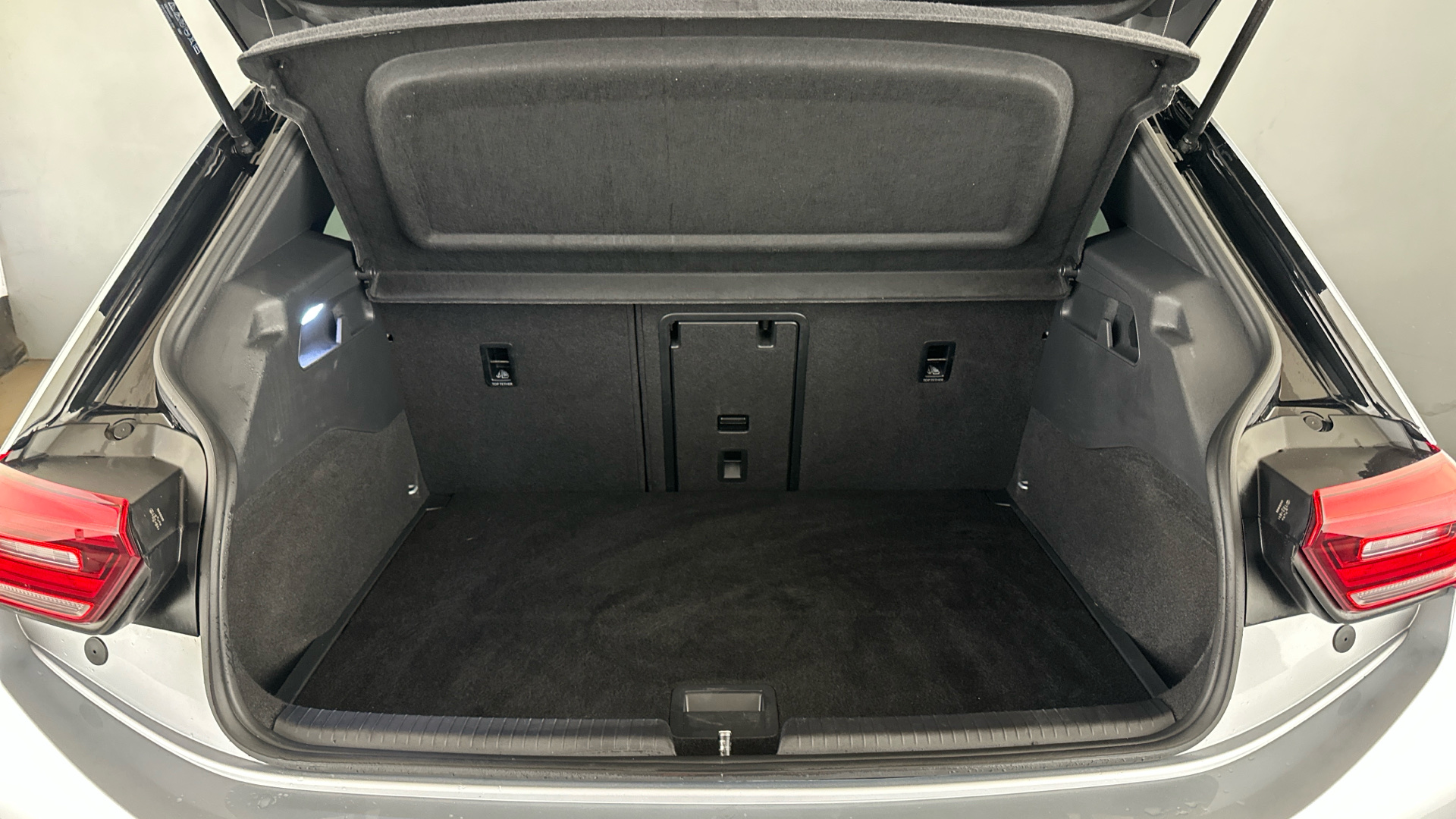 4020798 150kW Family Pro Performance 58kWh 5dr Auto