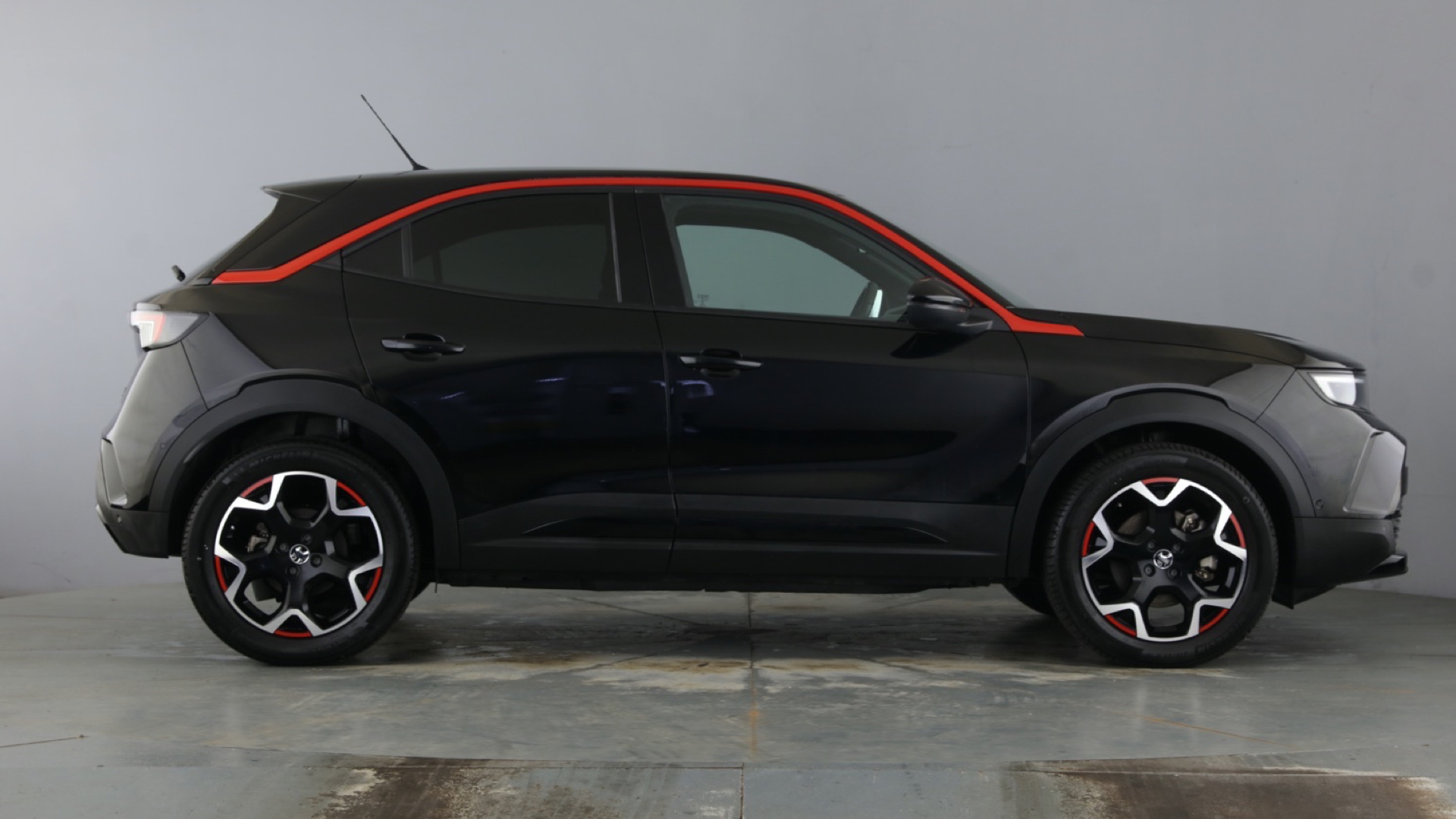 4049525 100kW GS Line 50kWh 5dr Auto