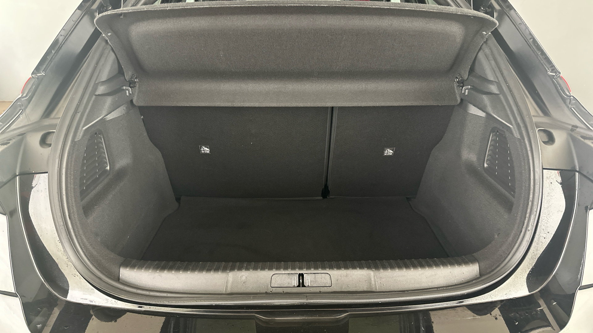 4049525 100kW GS Line 50kWh 5dr Auto