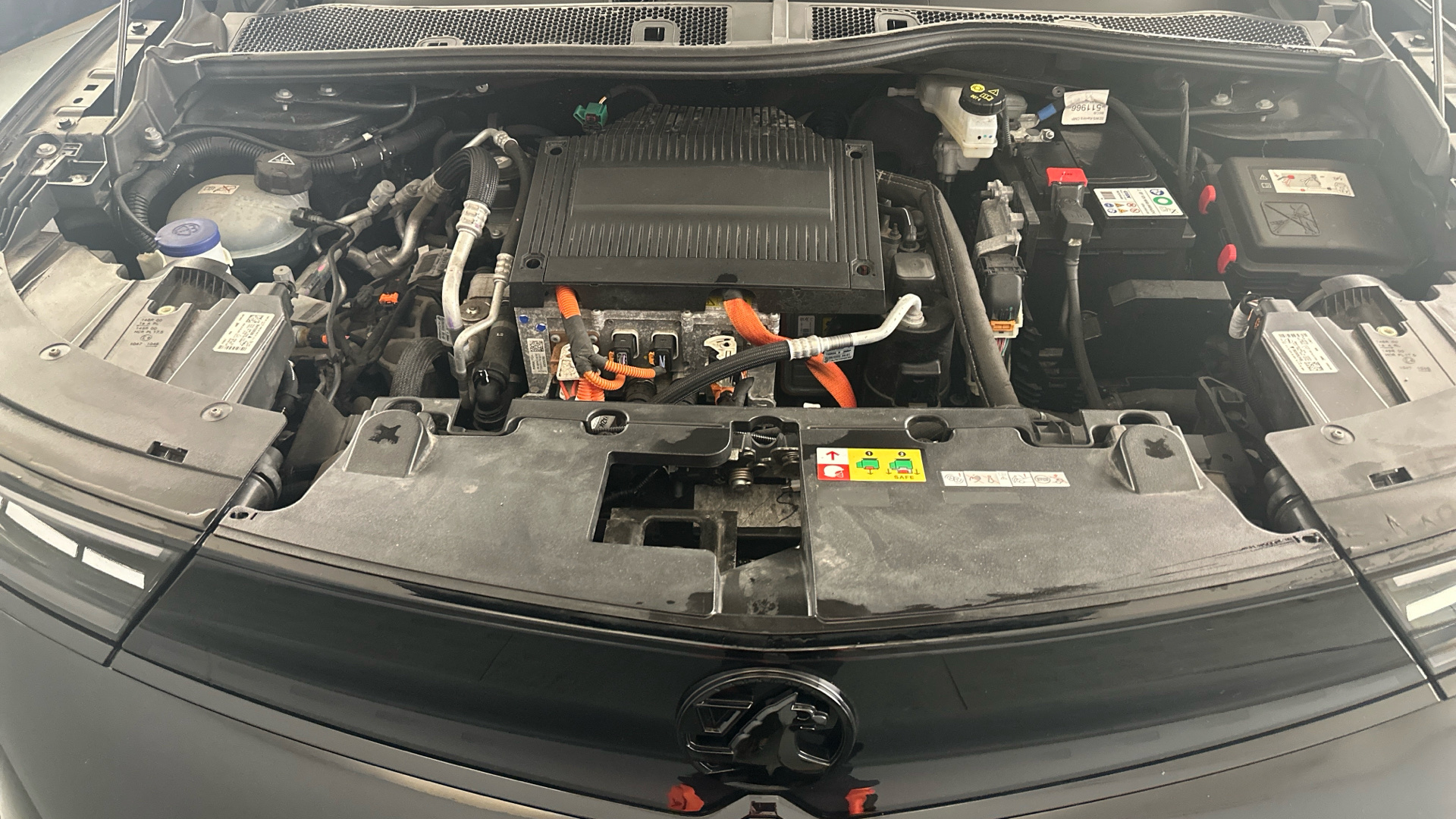 4049525 100kW GS Line 50kWh 5dr Auto