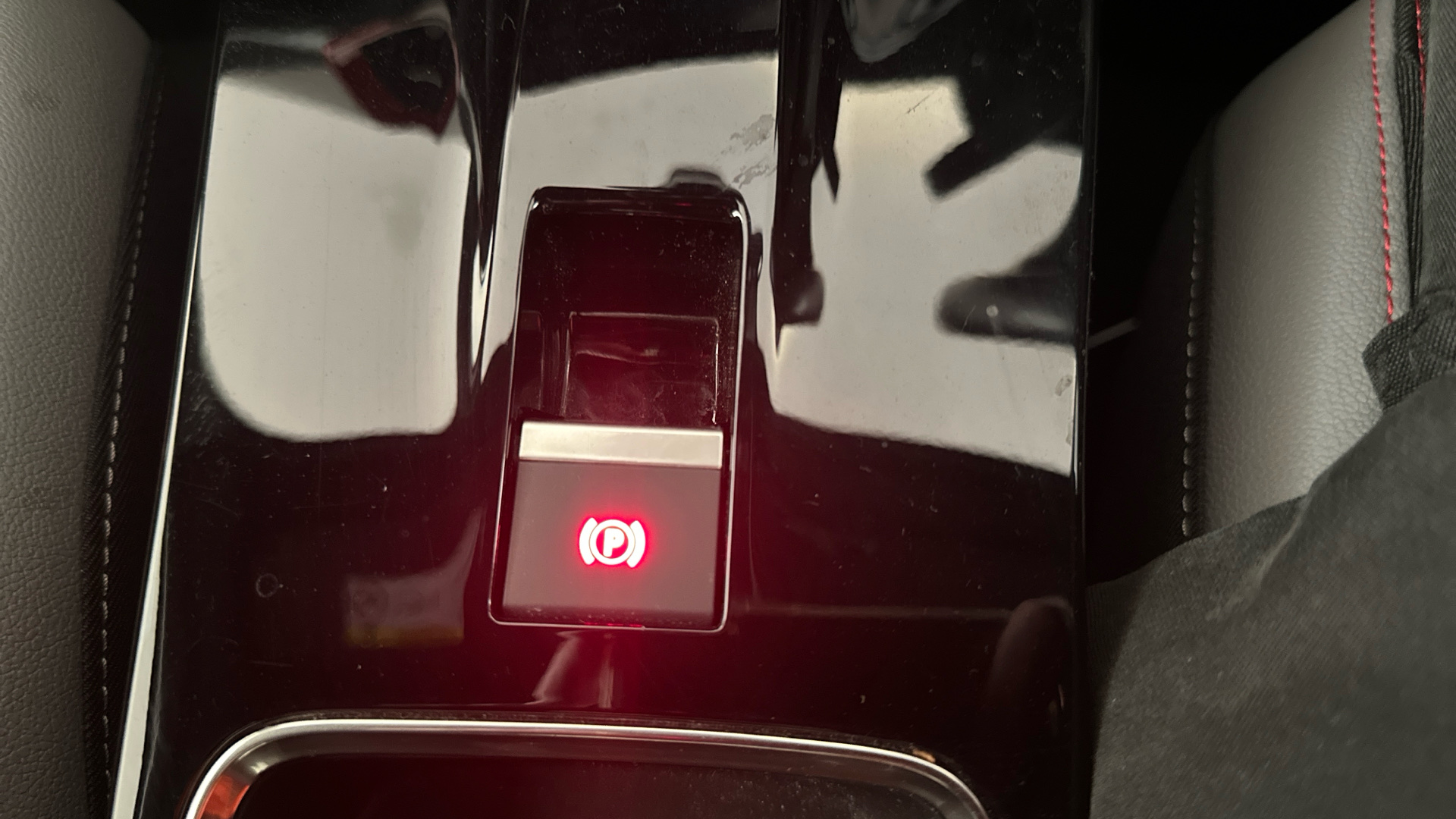 4049525 100kW GS Line 50kWh 5dr Auto