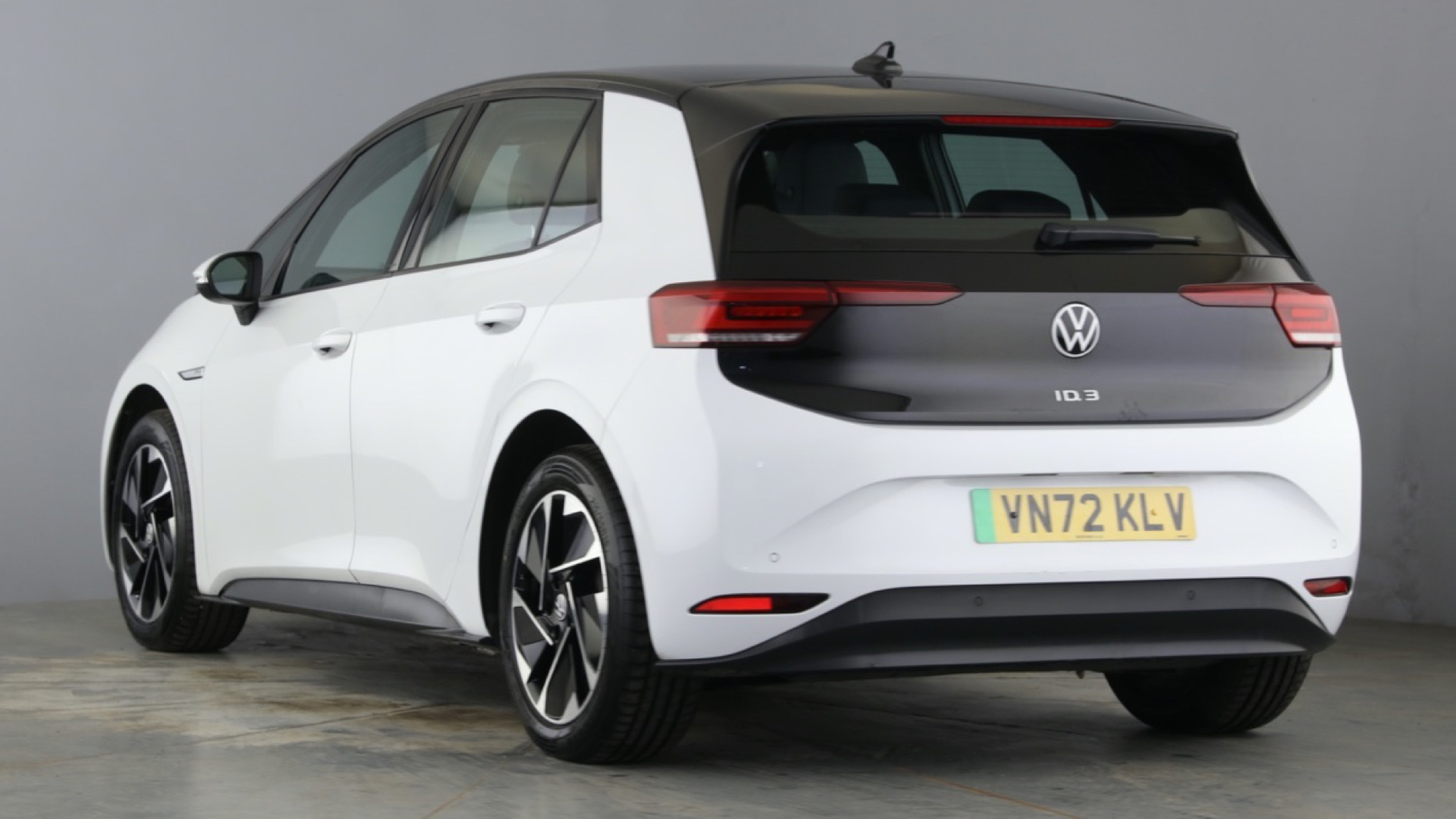 4027753 150kW Life Pro Performance 58kWh 5dr Auto