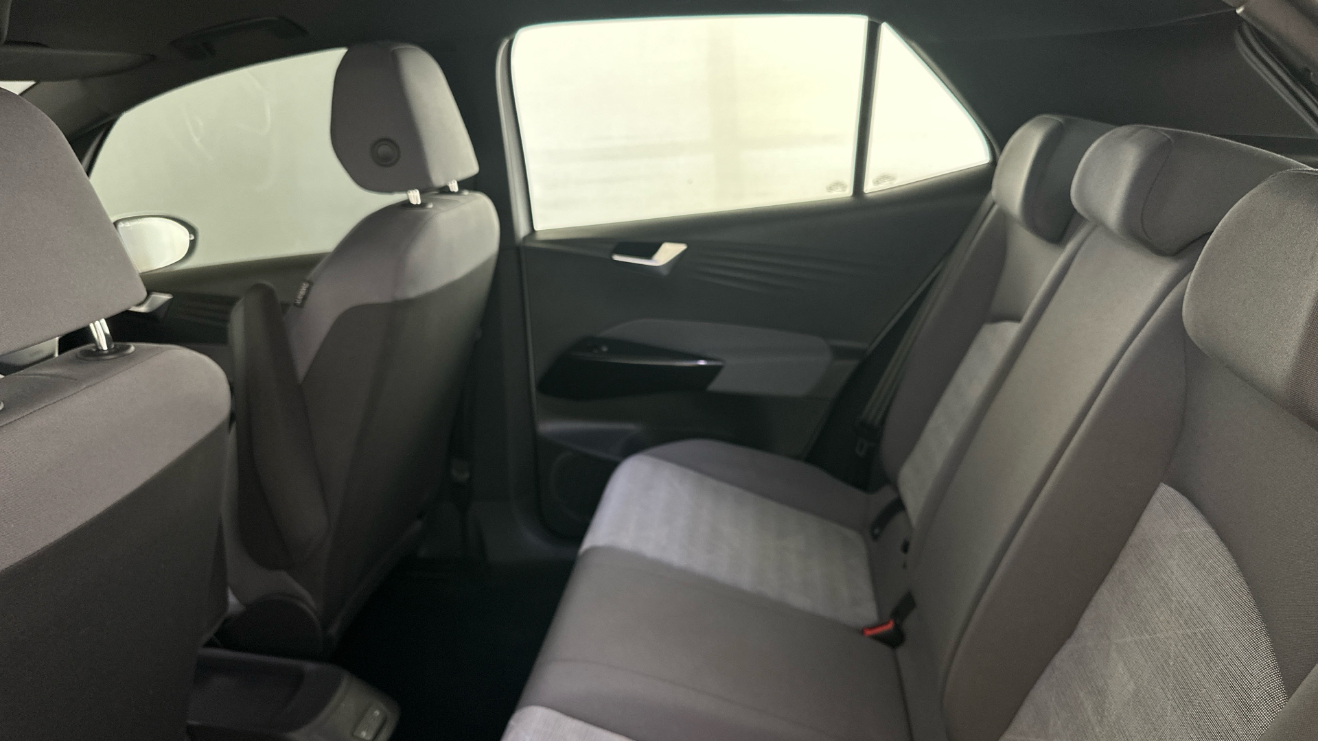 4027753 150kW Life Pro Performance 58kWh 5dr Auto