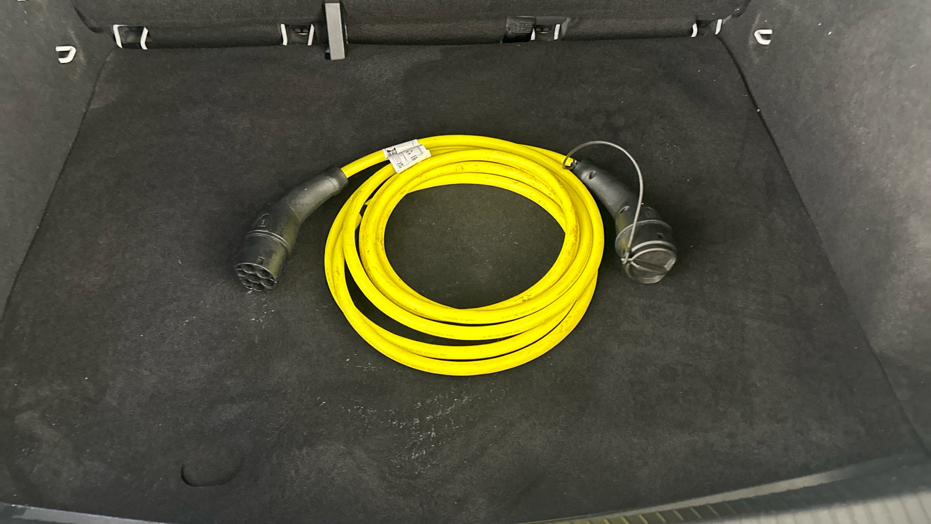 4027753 150kW Life Pro Performance 58kWh 5dr Auto