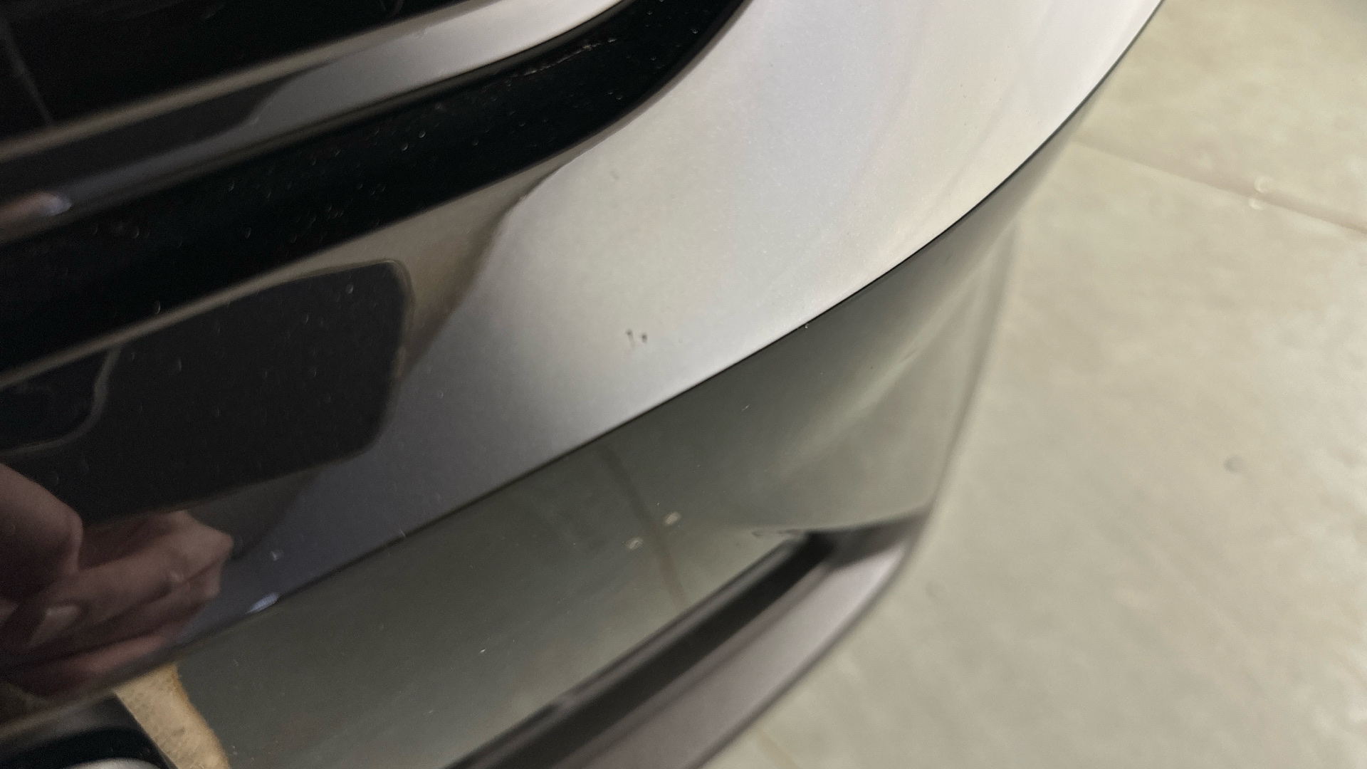 4049538 2.0 B3P Plus Dark 5dr Auto